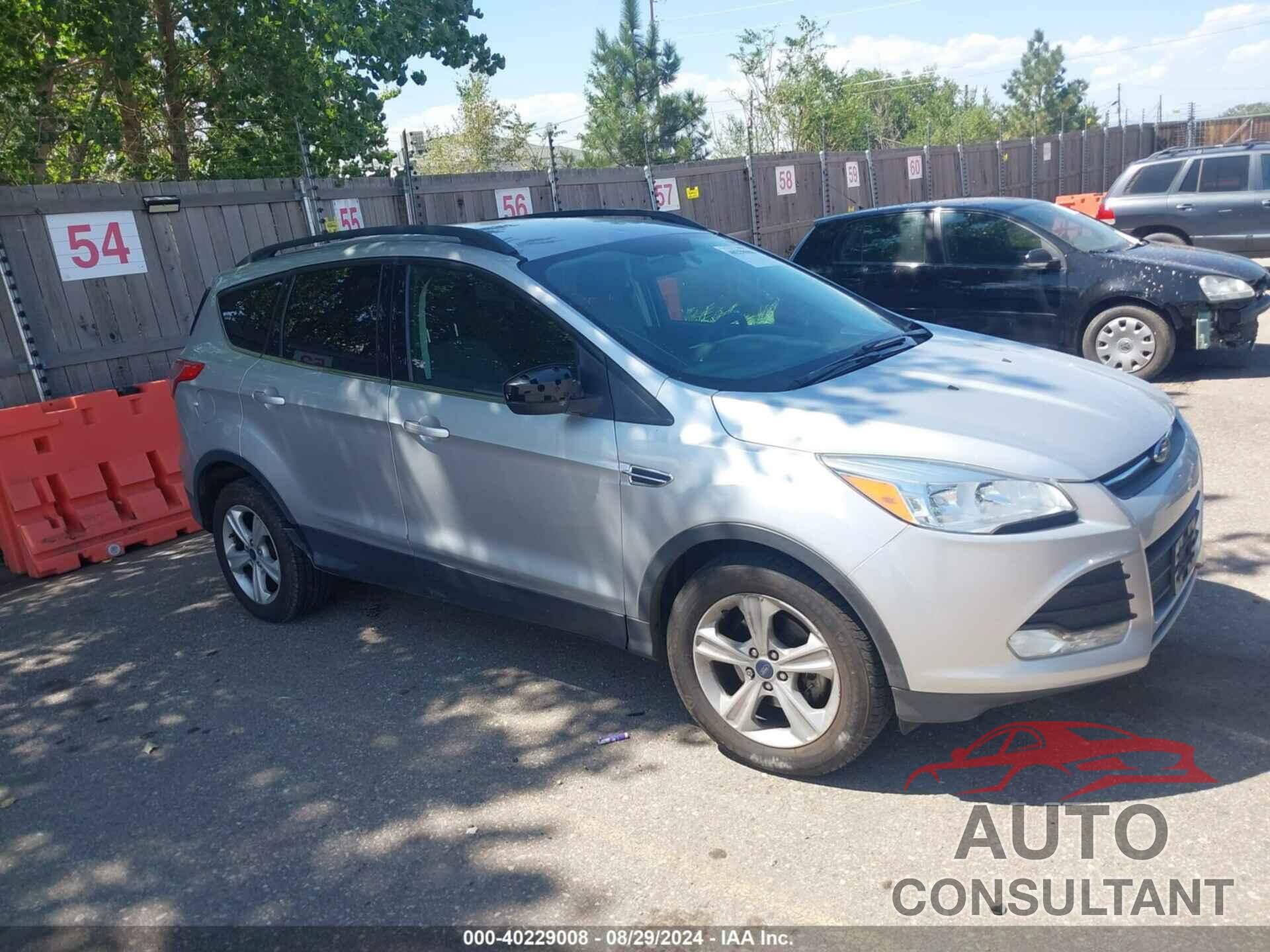 FORD ESCAPE 2016 - 1FMCU0GXXGUC05070