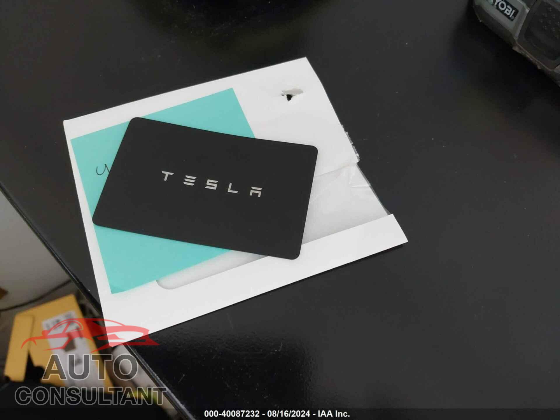 TESLA MODEL 3 2018 - 5YJ3E1EA5JF032452