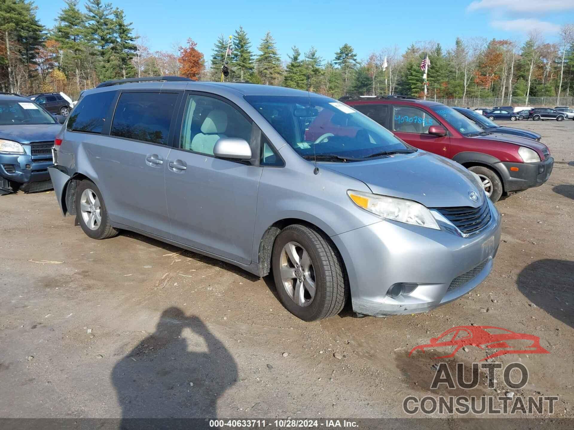 TOYOTA SIENNA 2011 - 5TDKK3DC6BS164880