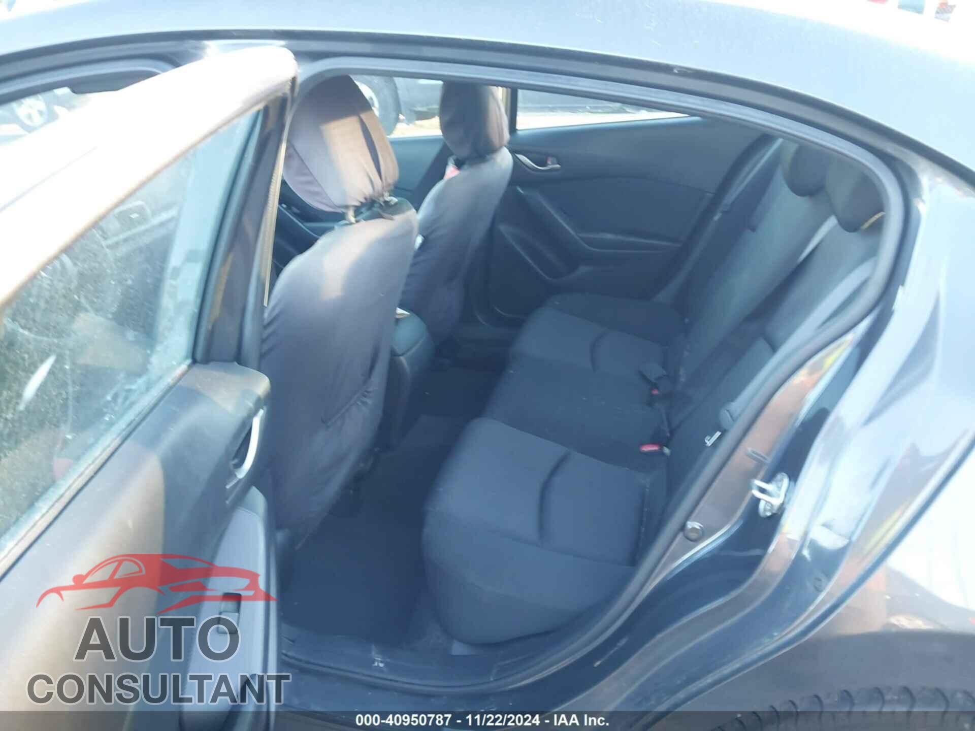MAZDA MAZDA3 2015 - JM1BM1T77F1265965