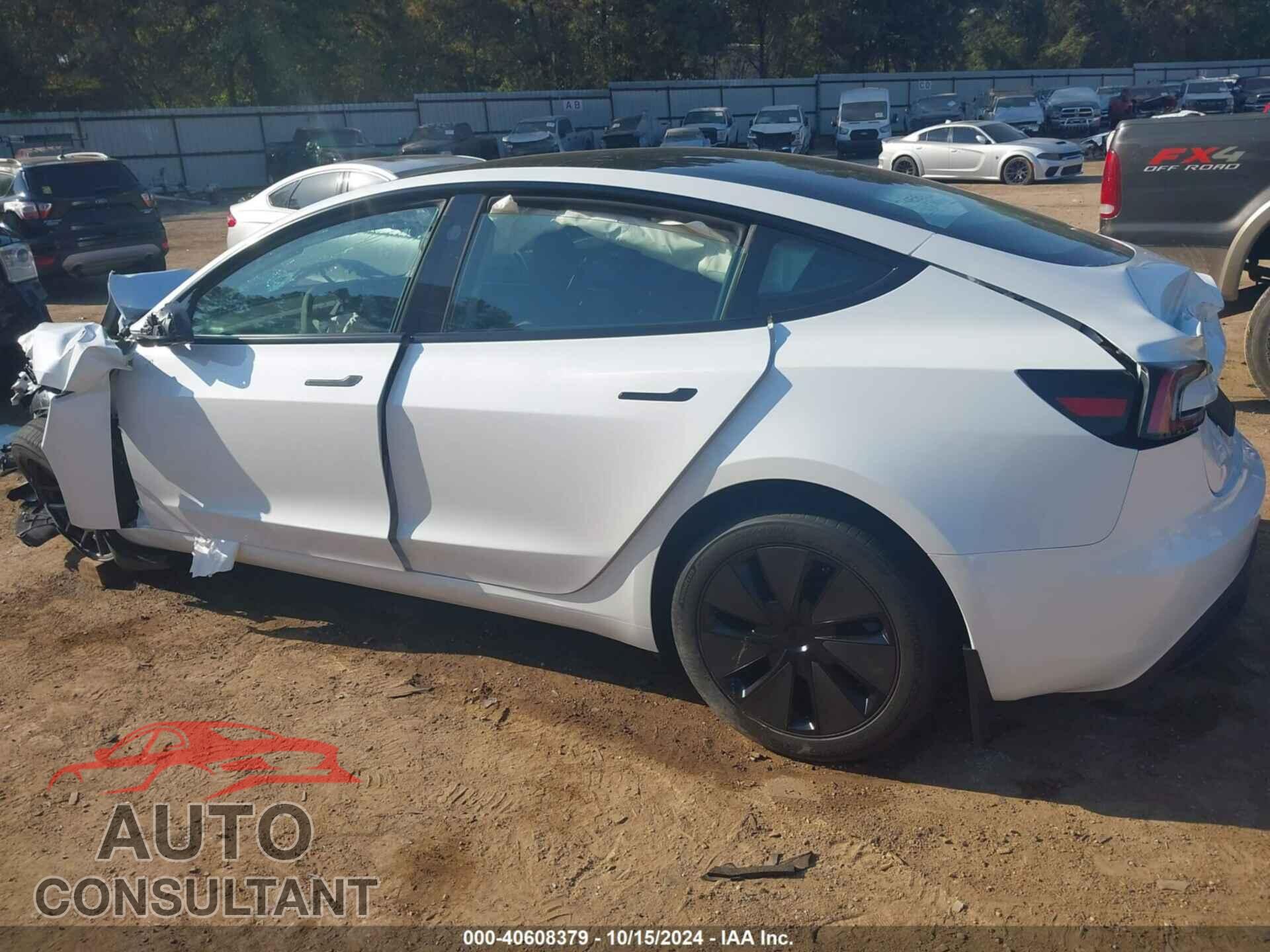 TESLA MODEL 3 2024 - 5YJ3E1EB2RF796263