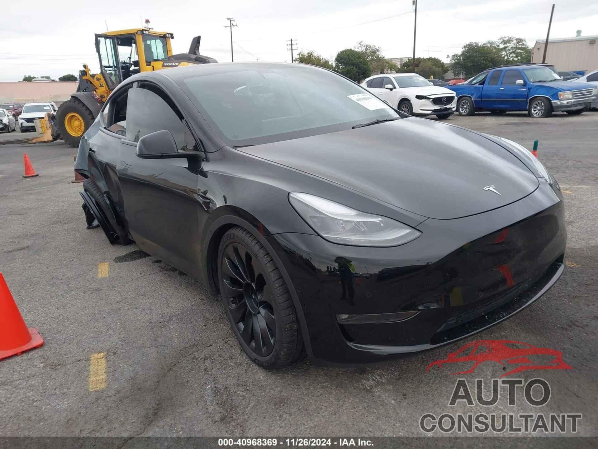 TESLA MODEL Y 2022 - 7SAYGDEF6NF453649