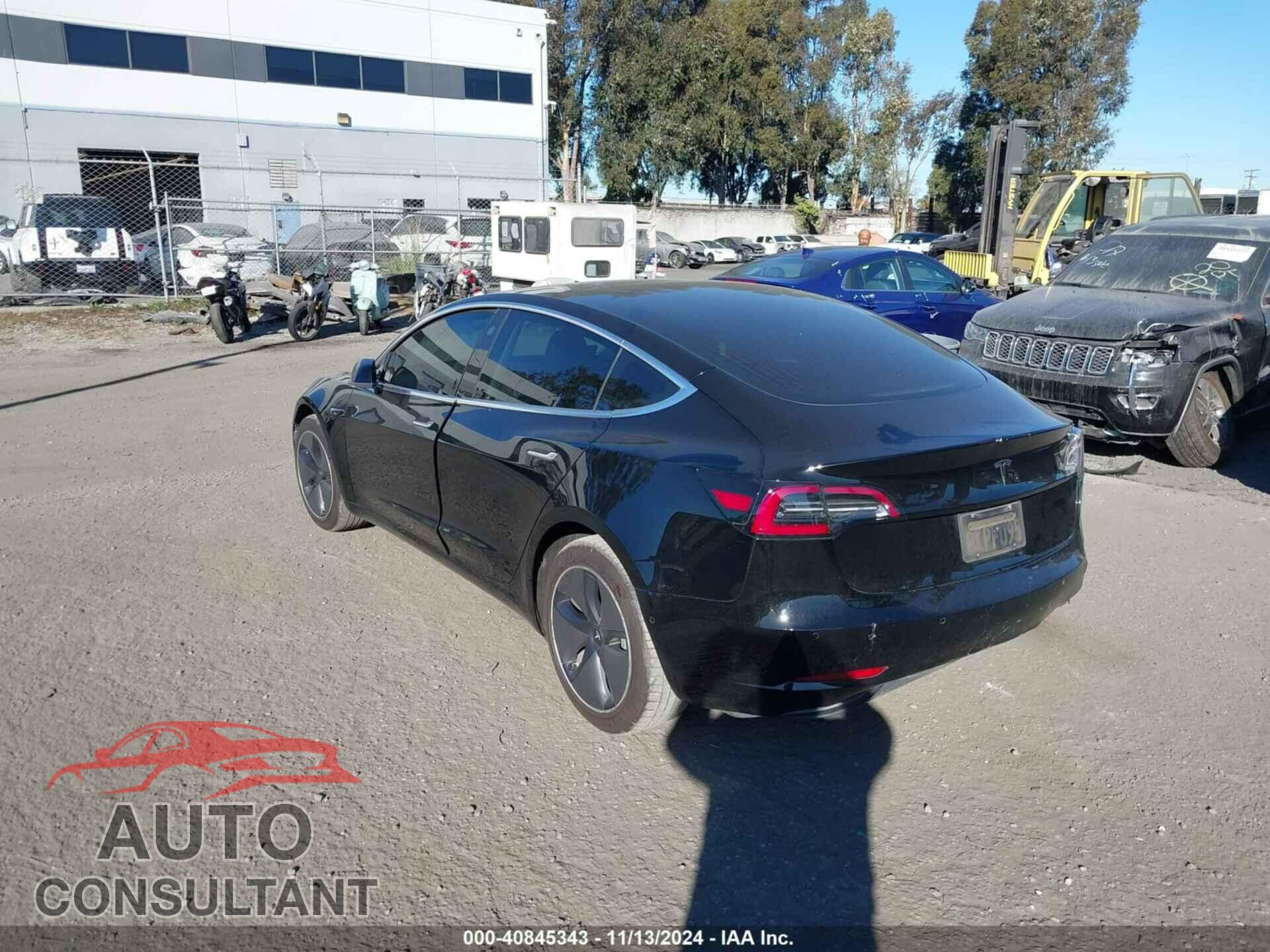 TESLA MODEL 3 2019 - 5YJ3E1EAXKF325426
