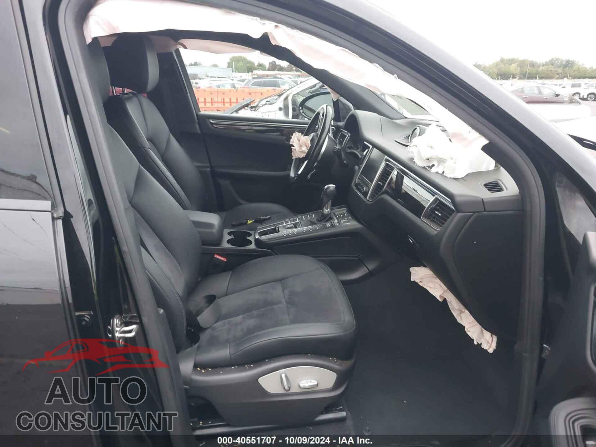 PORSCHE MACAN 2017 - WP1AA2A55HLB81743