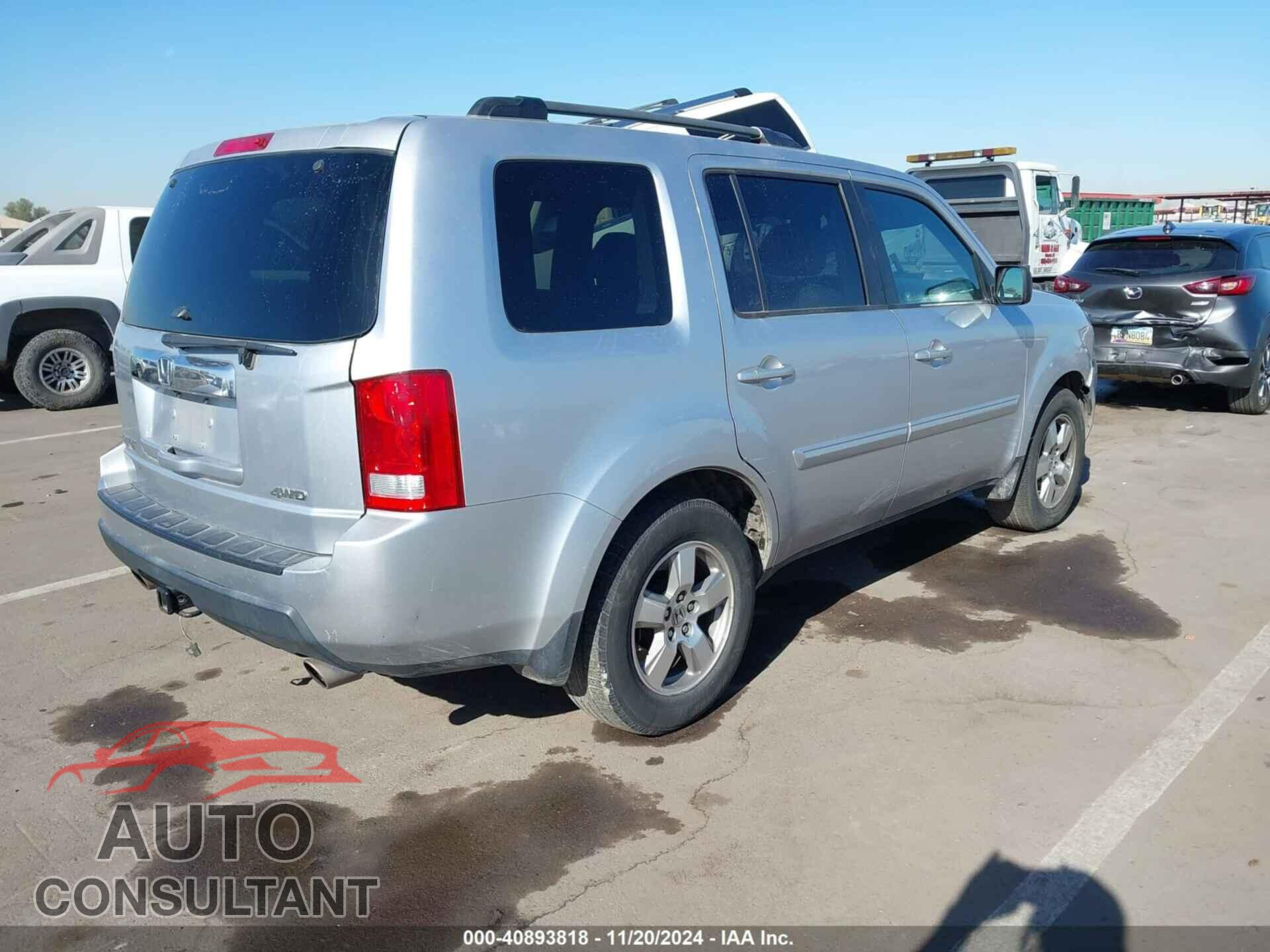 HONDA PILOT 2011 - 5FNYF4H60BB020111