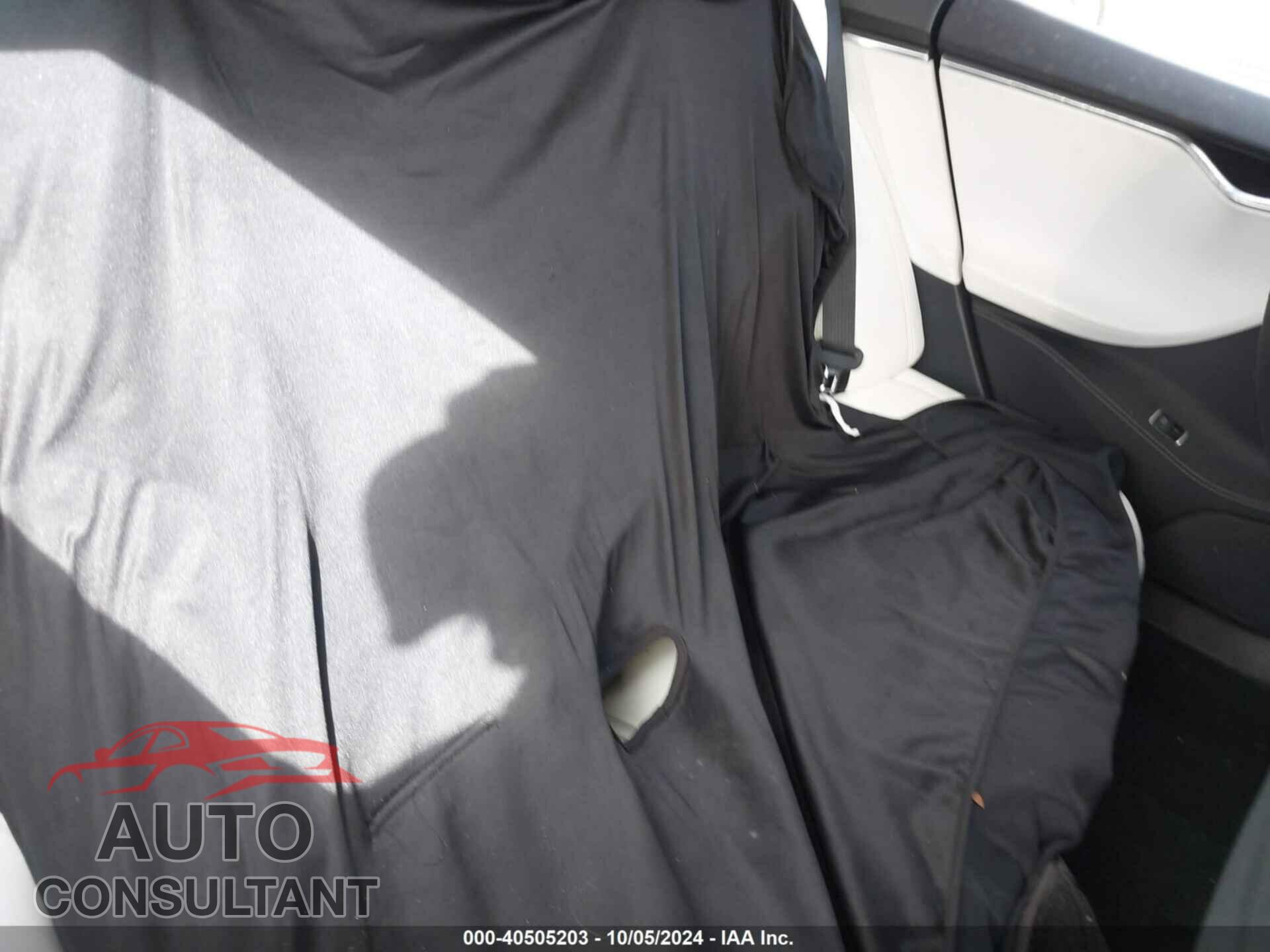 TESLA MODEL S 2017 - 5YJSA1E10HF202931