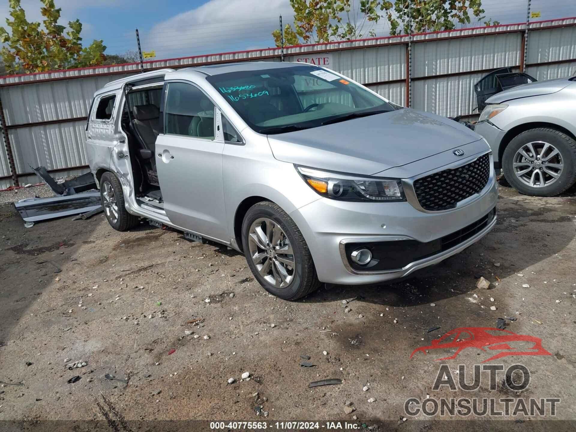 KIA SEDONA 2018 - KNDME5C17J6372048