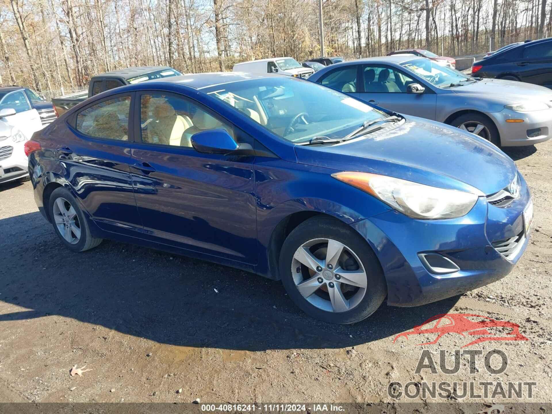 HYUNDAI ELANTRA 2013 - KMHDH4AE7DU836796