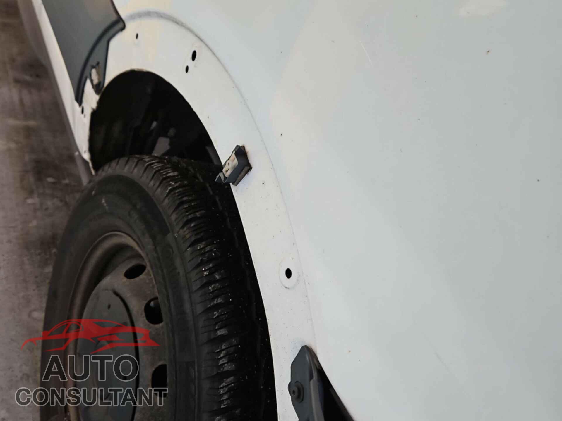 FORD TRANSIT-150 2015 - 1FTNE2YM4FKB32279
