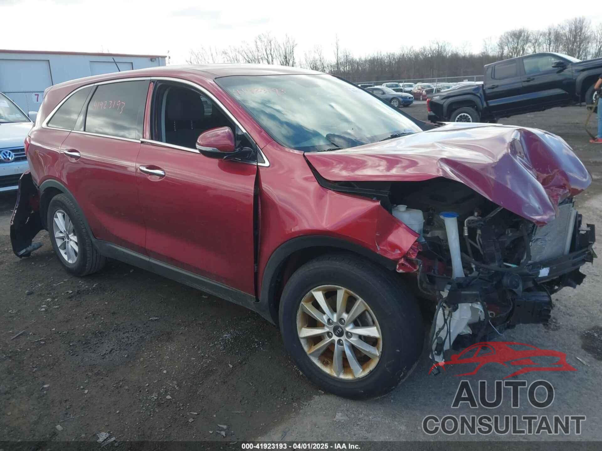 KIA SORENTO 2019 - 5XYPG4A30KG520741