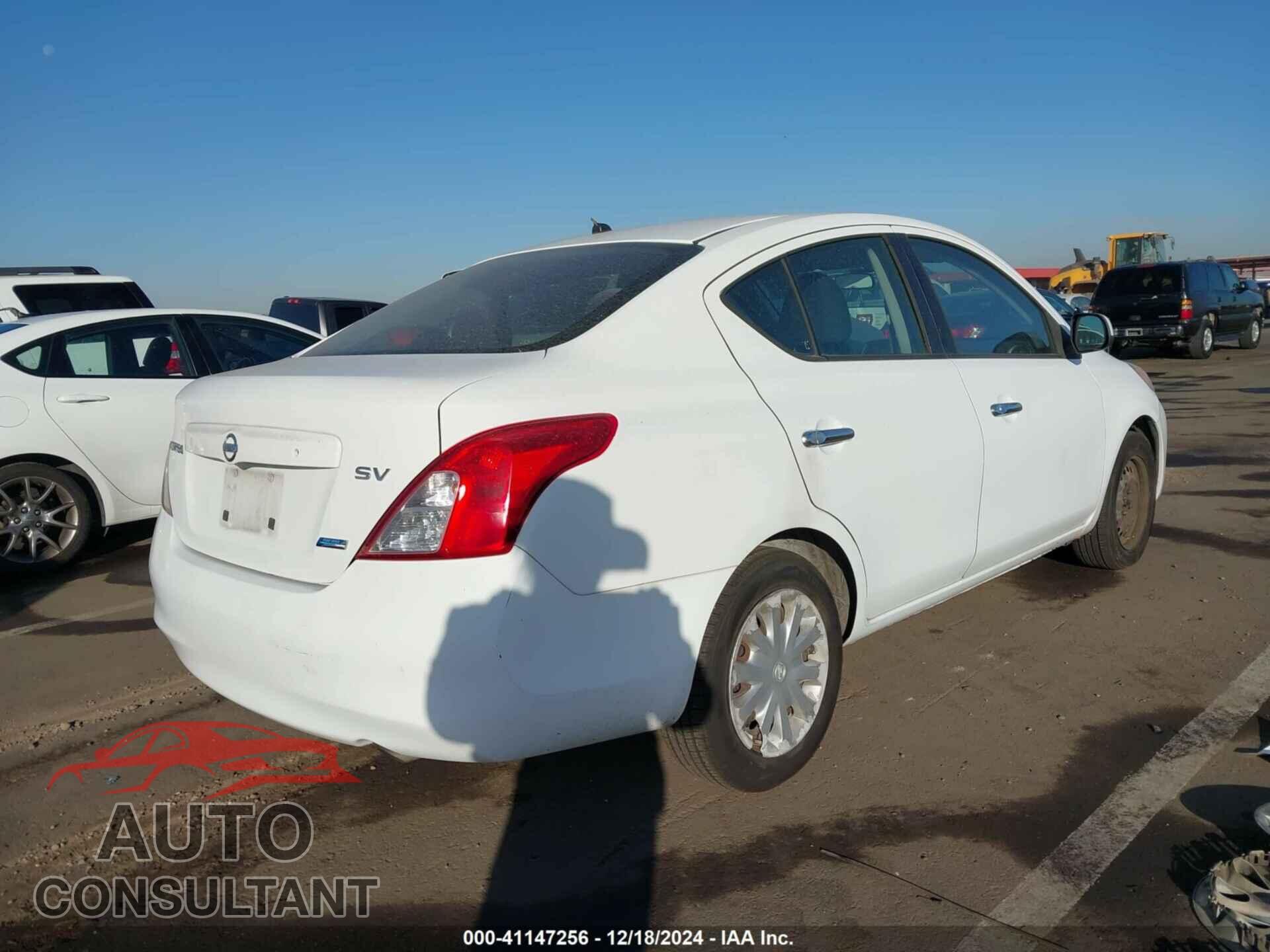 NISSAN VERSA 2012 - 3N1CN7AP2CL908835