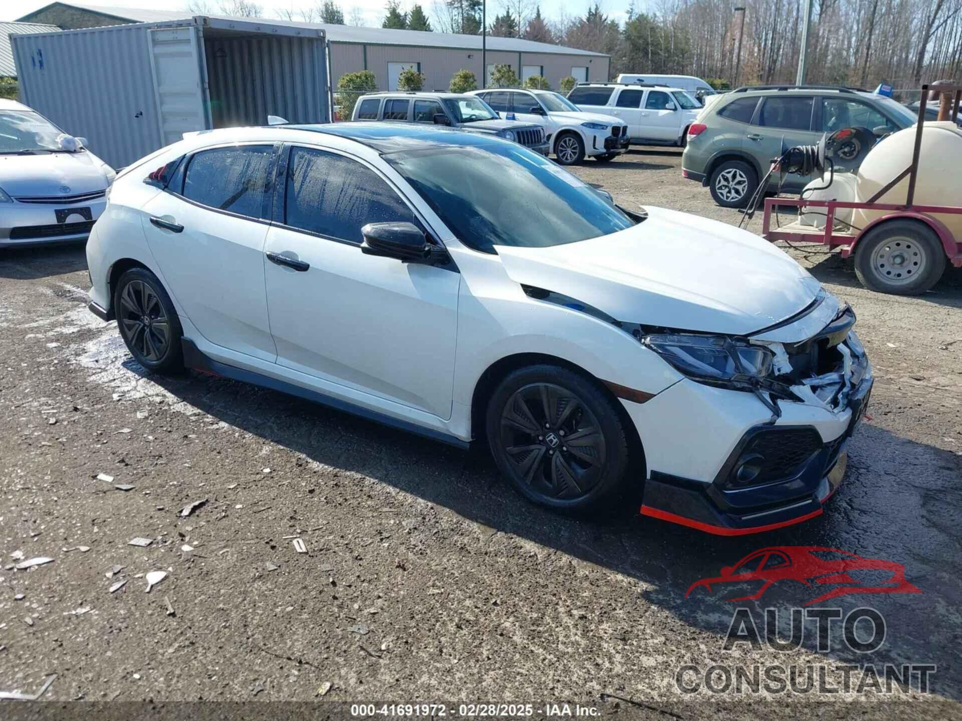 HONDA CIVIC 2018 - SHHFK7H58JU412794