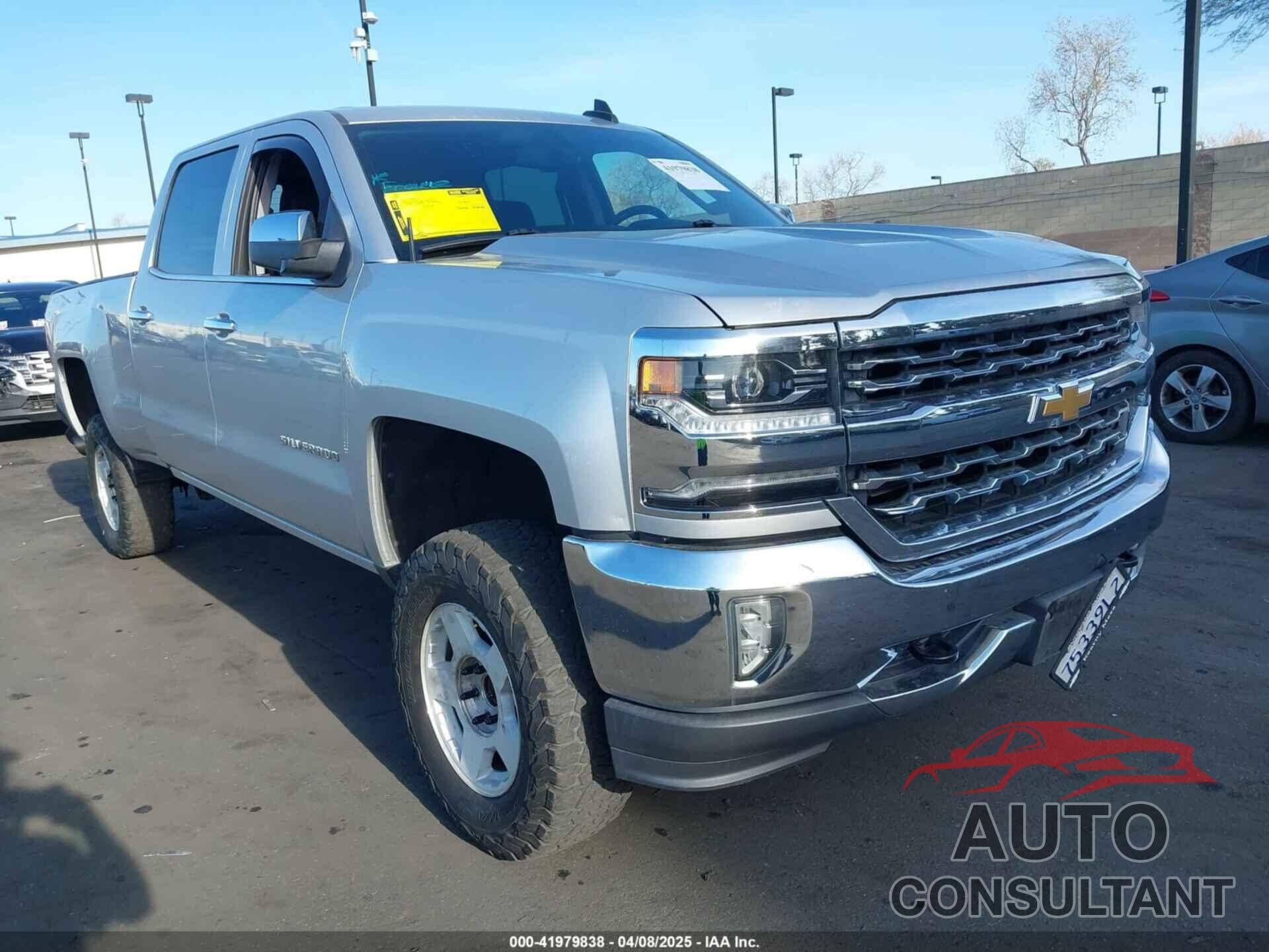 CHEVROLET SILVERADO 1500 2018 - 3GCPCSEJ1JG404618