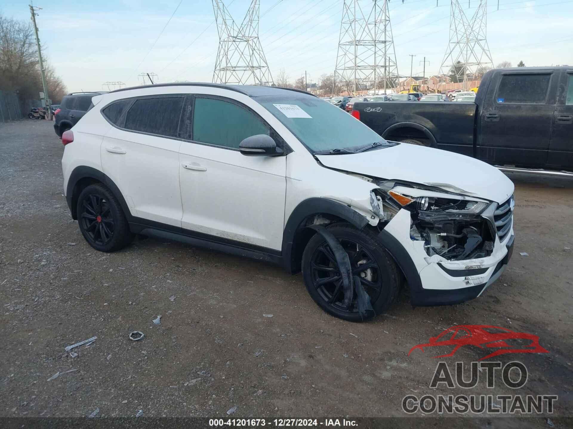 HYUNDAI TUCSON 2017 - KM8J3CA26HU543379