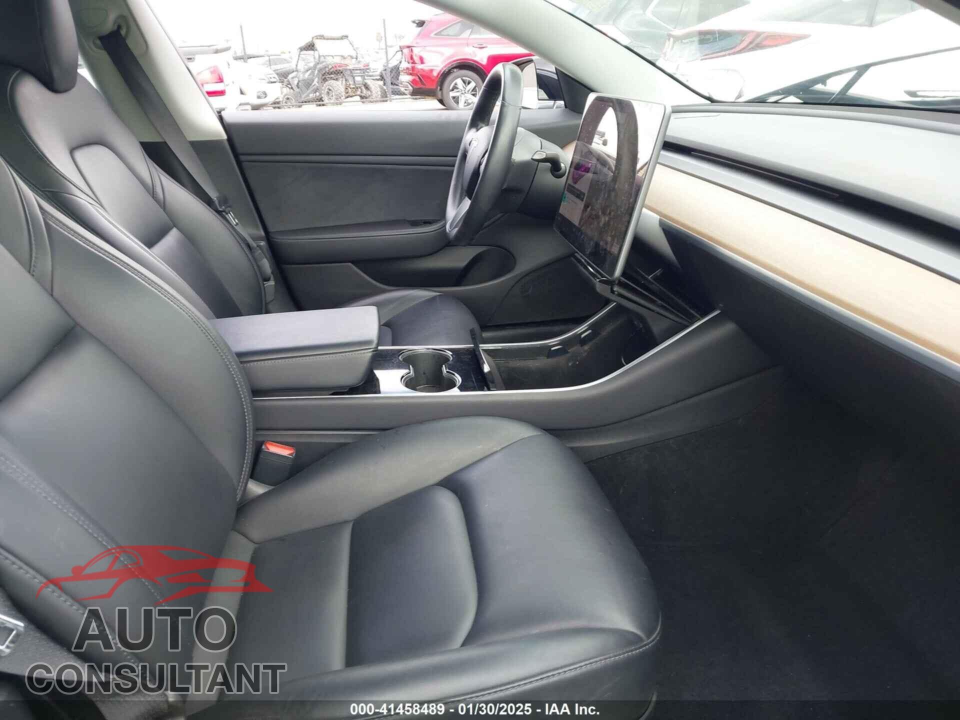 TESLA MODEL 3 2019 - 5YJ3E1EA3KF314283
