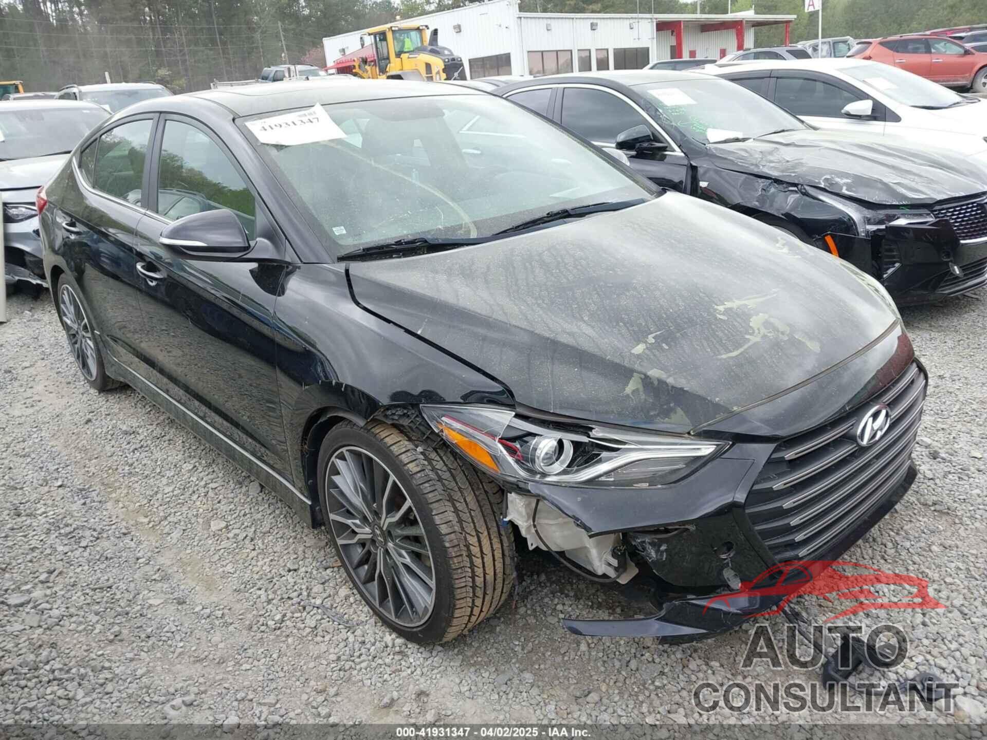 HYUNDAI ELANTRA 2018 - KMHD04LBXJU506866
