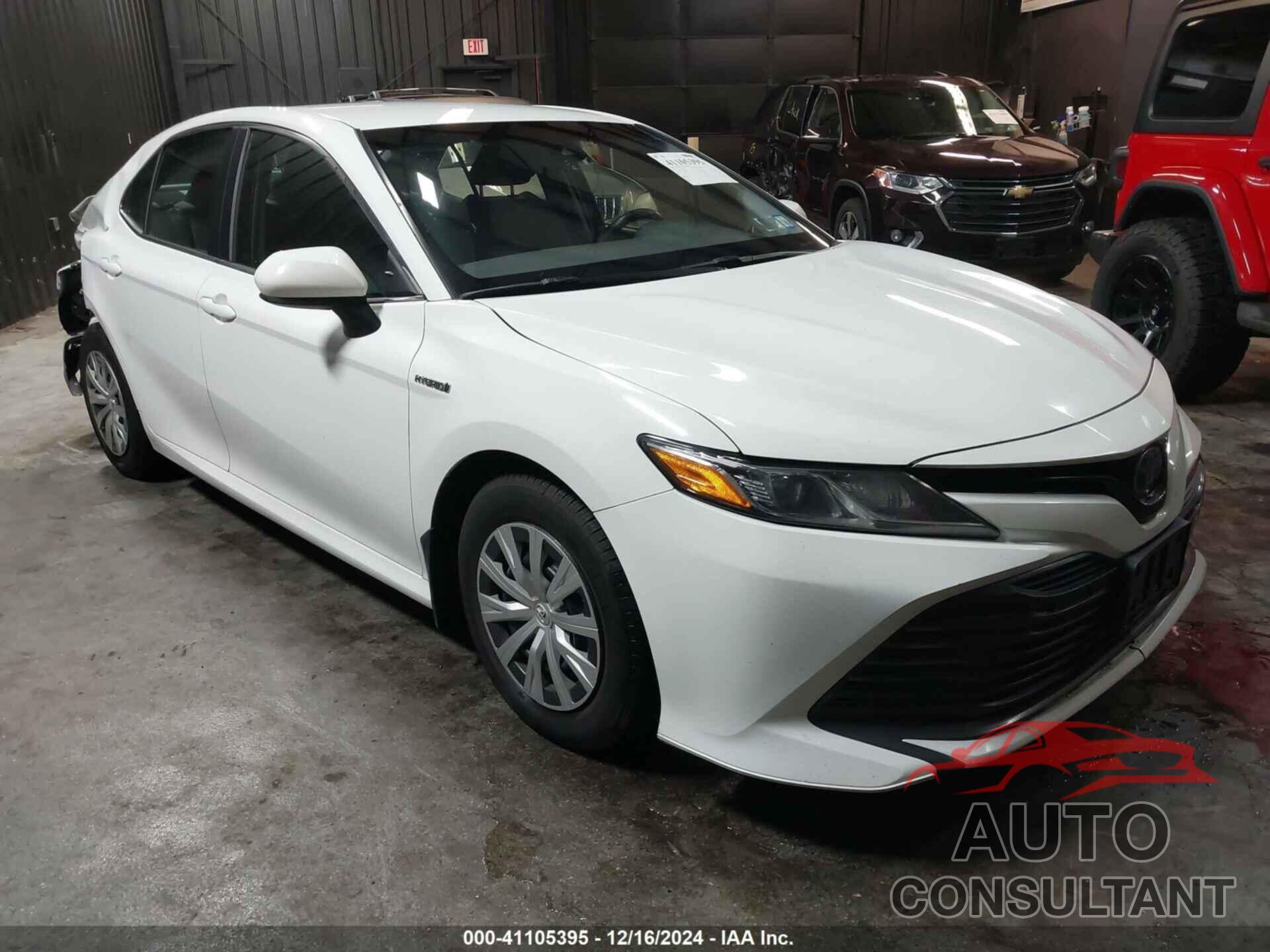 TOYOTA CAMRY HYBRID 2018 - 4T1B31HK2JU504390