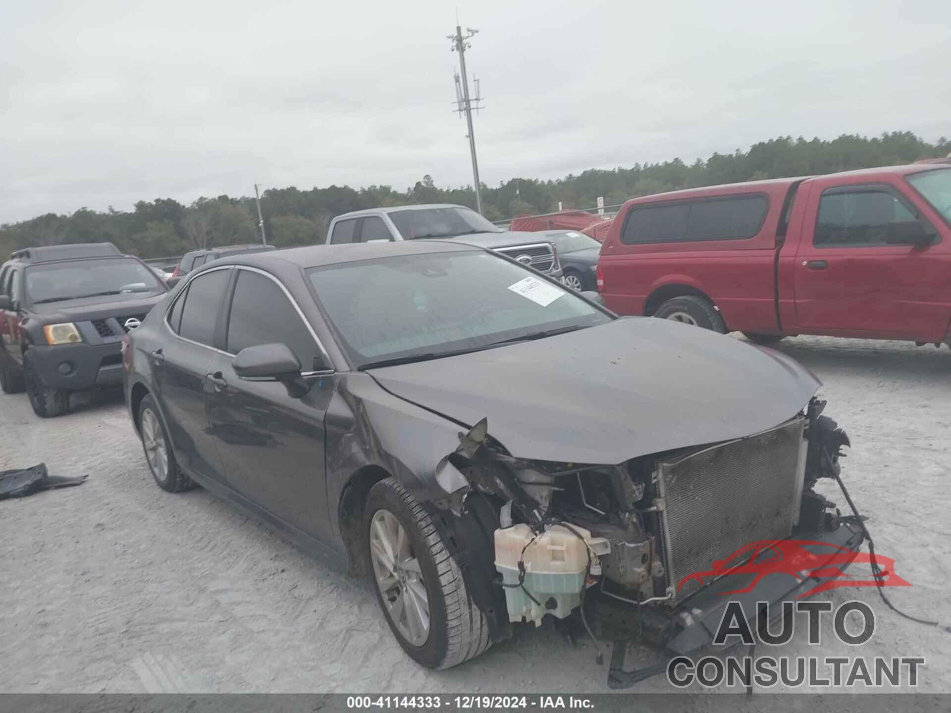 TOYOTA CAMRY 2022 - 4T1R11AK5NU070728