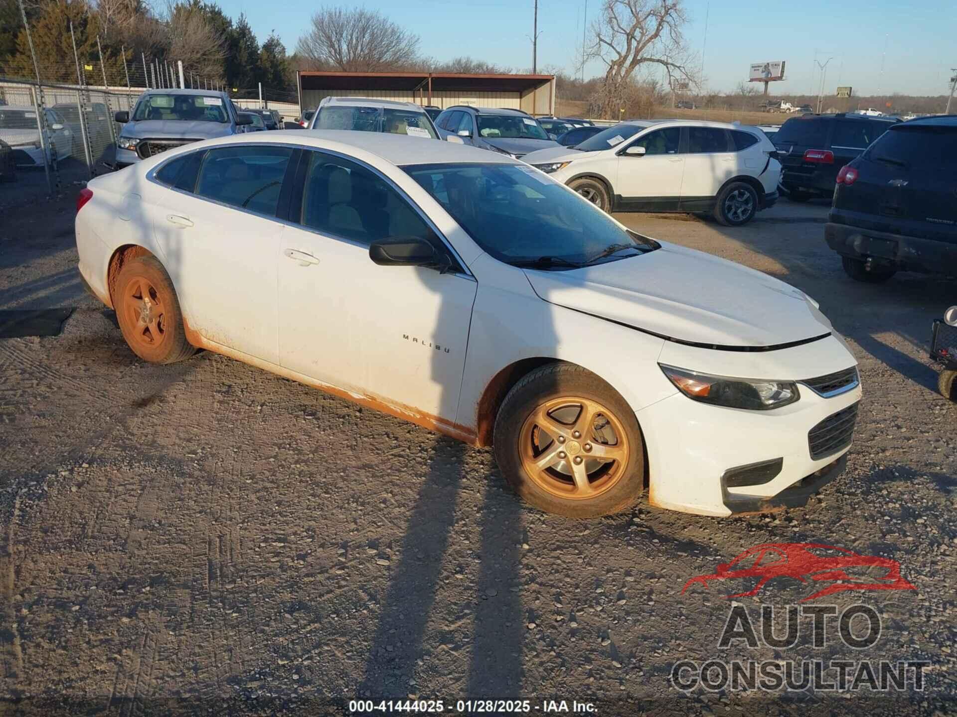 CHEVROLET MALIBU 2017 - 1G1ZB5ST4HF137188