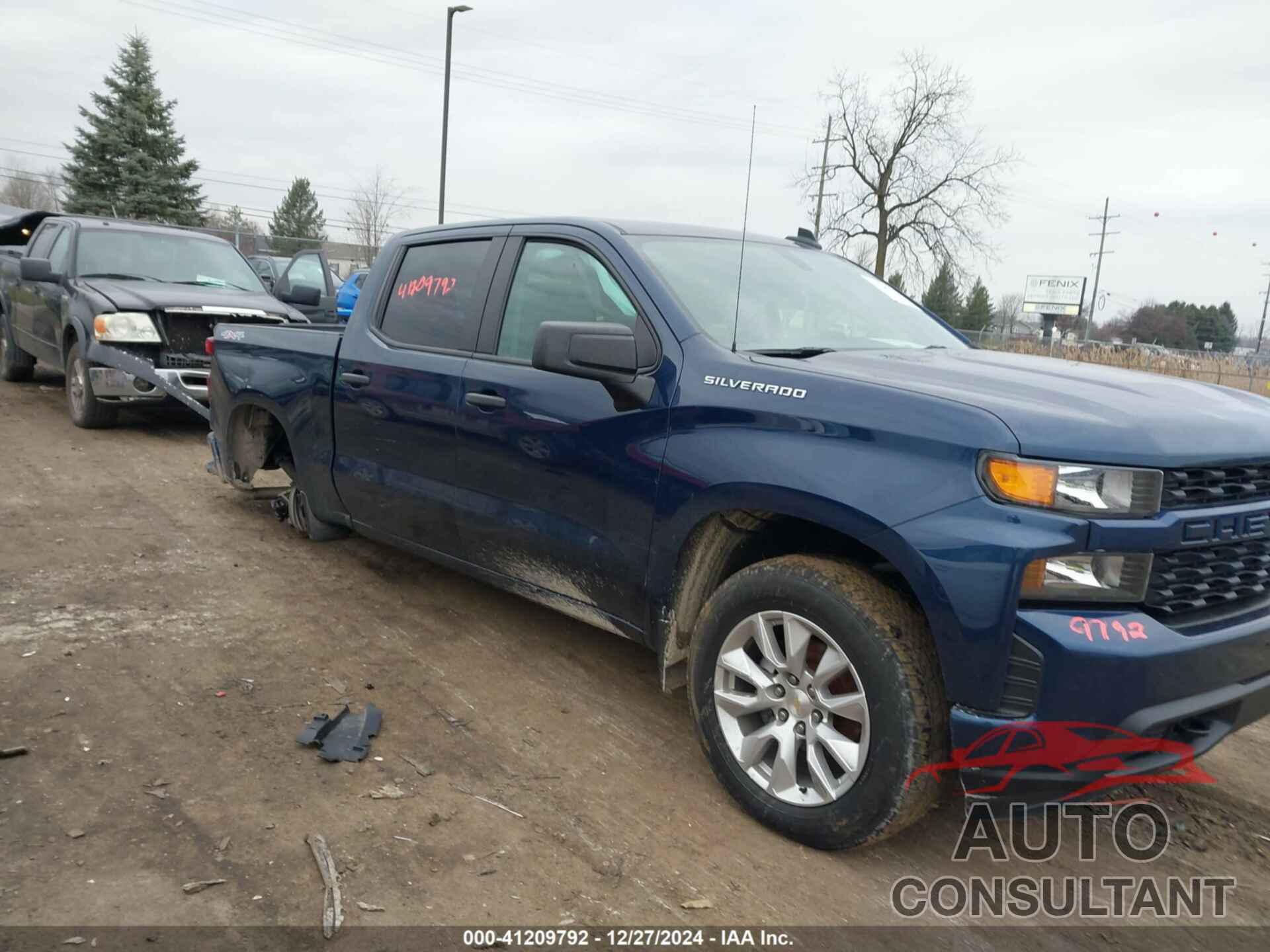 CHEVROLET SILVERADO 2021 - 1GCPYBEK0MZ440542