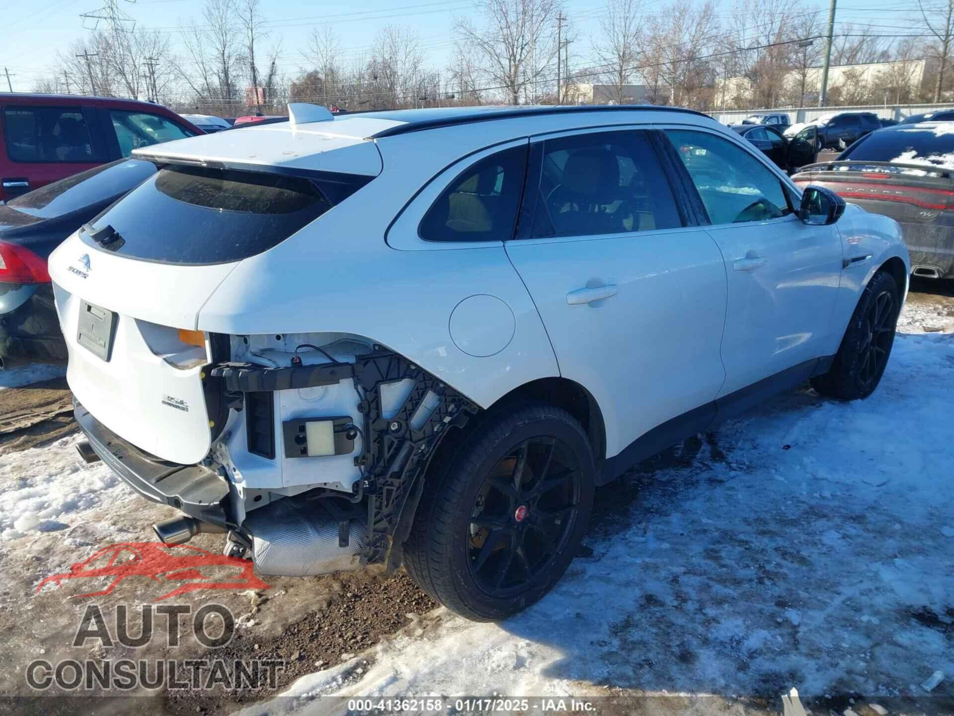 JAGUAR F-PACE 2017 - SADCK2BV5HA070454