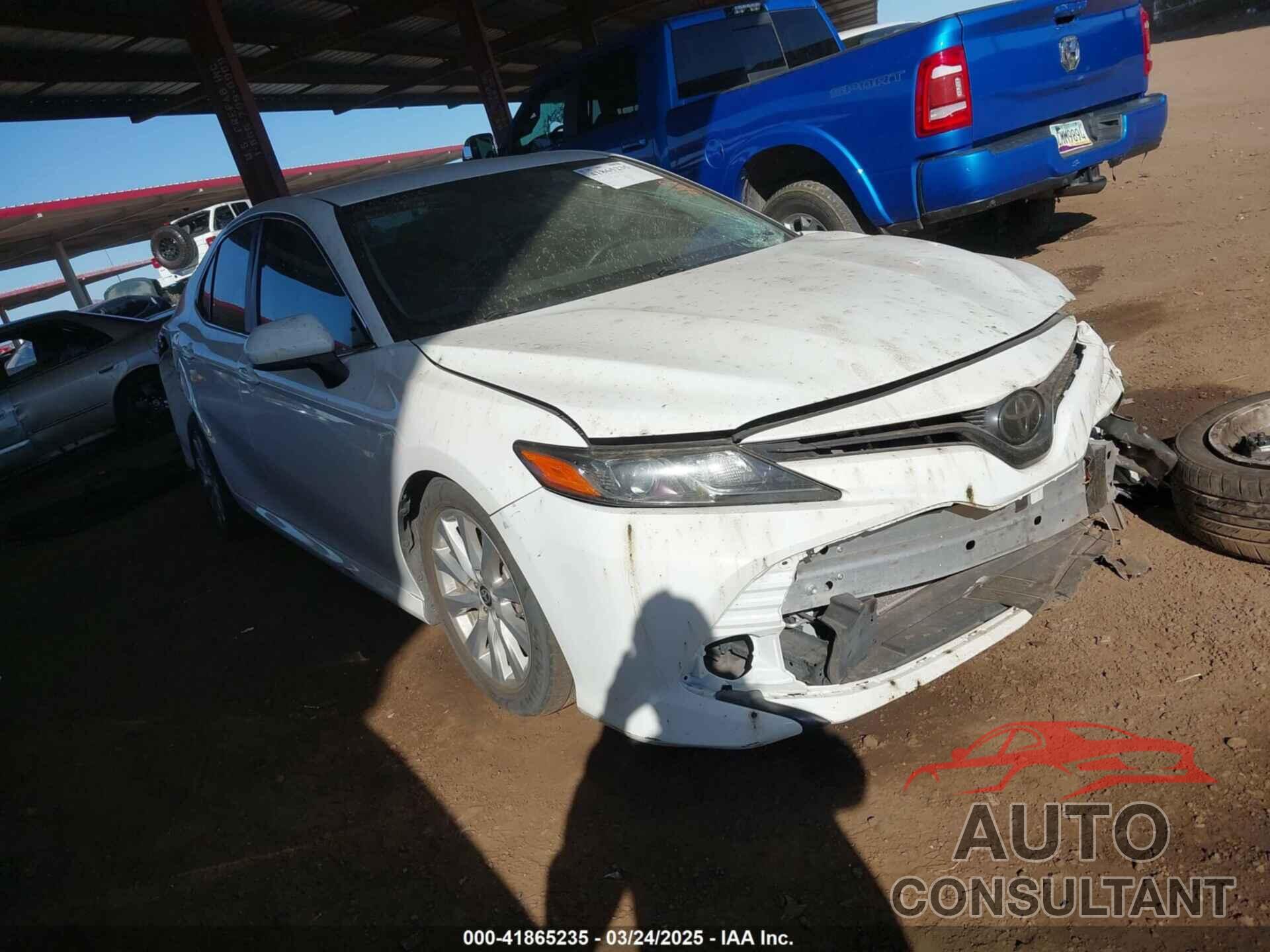TOYOTA CAMRY 2020 - 4T1C11AK7LU401666