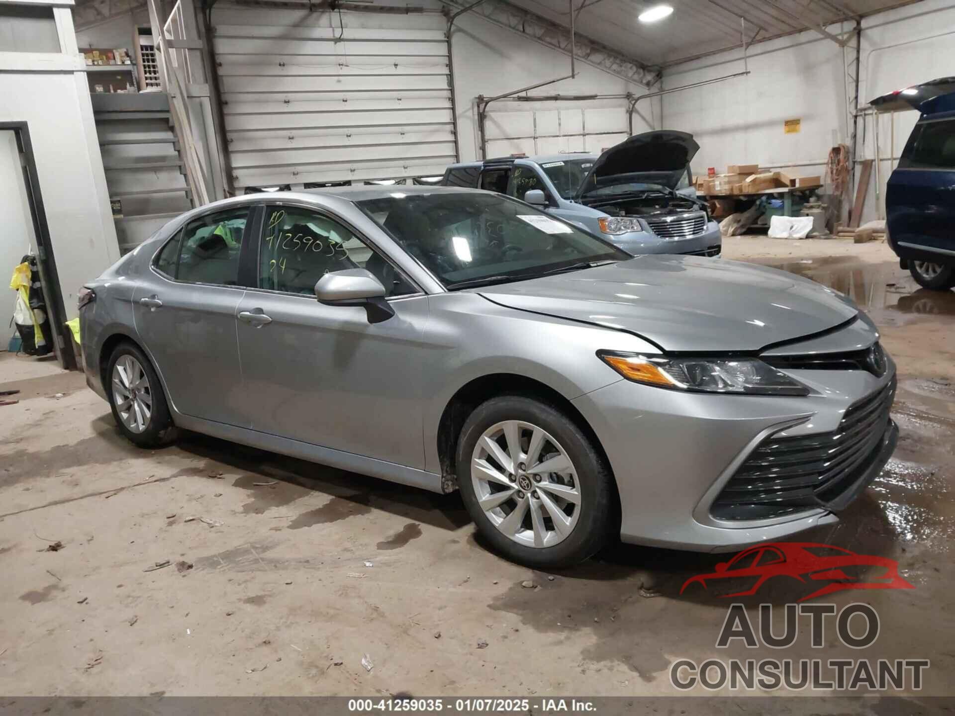 TOYOTA CAMRY 2024 - 4T1C11AK5RU261268