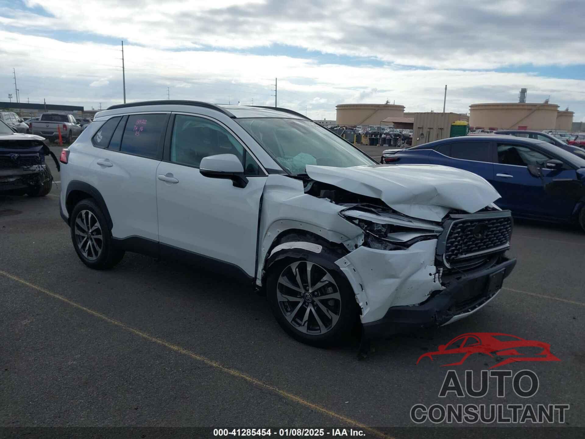 TOYOTA COROLLA CROSS 2022 - 7MUDAAAG4NV005924