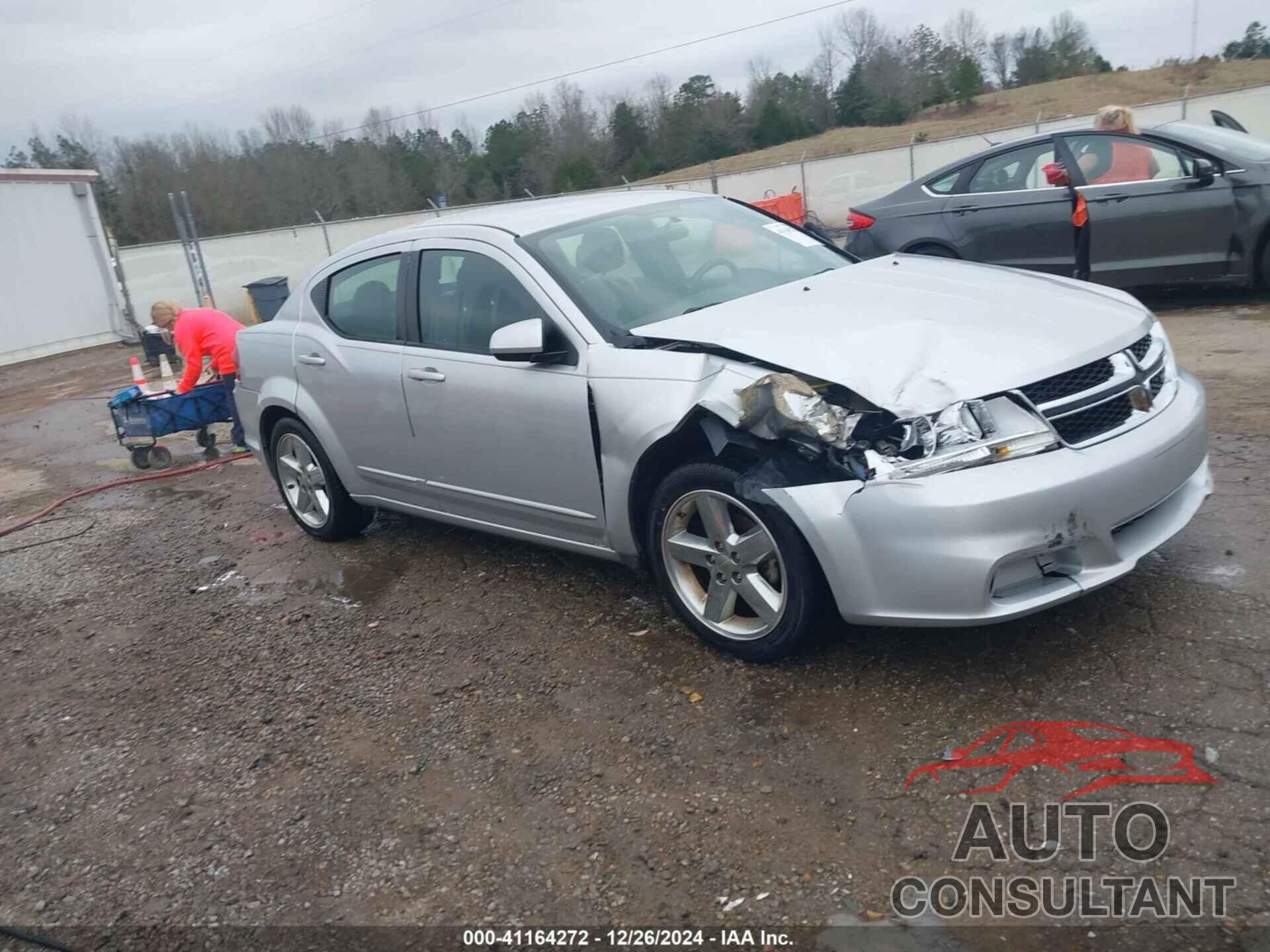 DODGE AVENGER 2011 - 1B3BD1FB1BN561293