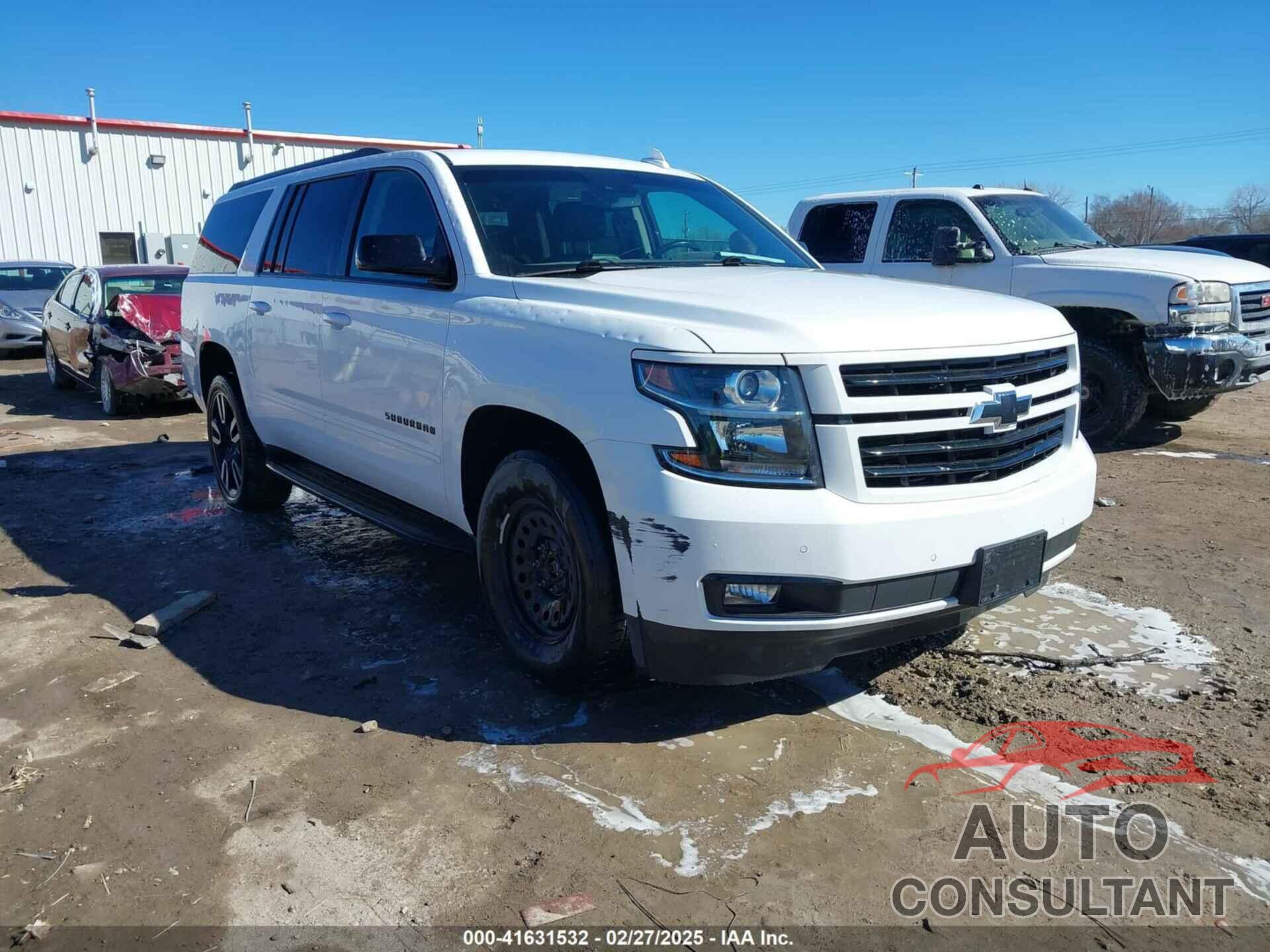 CHEVROLET SUBURBAN 2019 - 1GNSKJKJ2KR103148