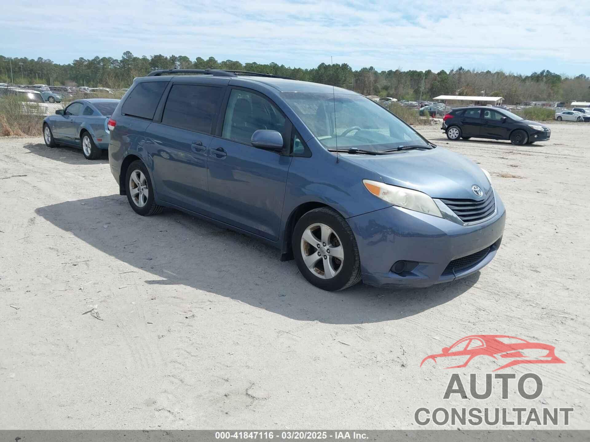TOYOTA SIENNA 2014 - 5TDKK3DCXES498110