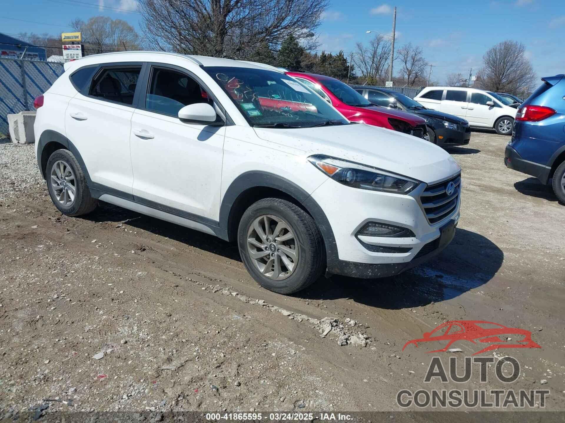 HYUNDAI TUCSON 2017 - KM8J3CA48HU484045
