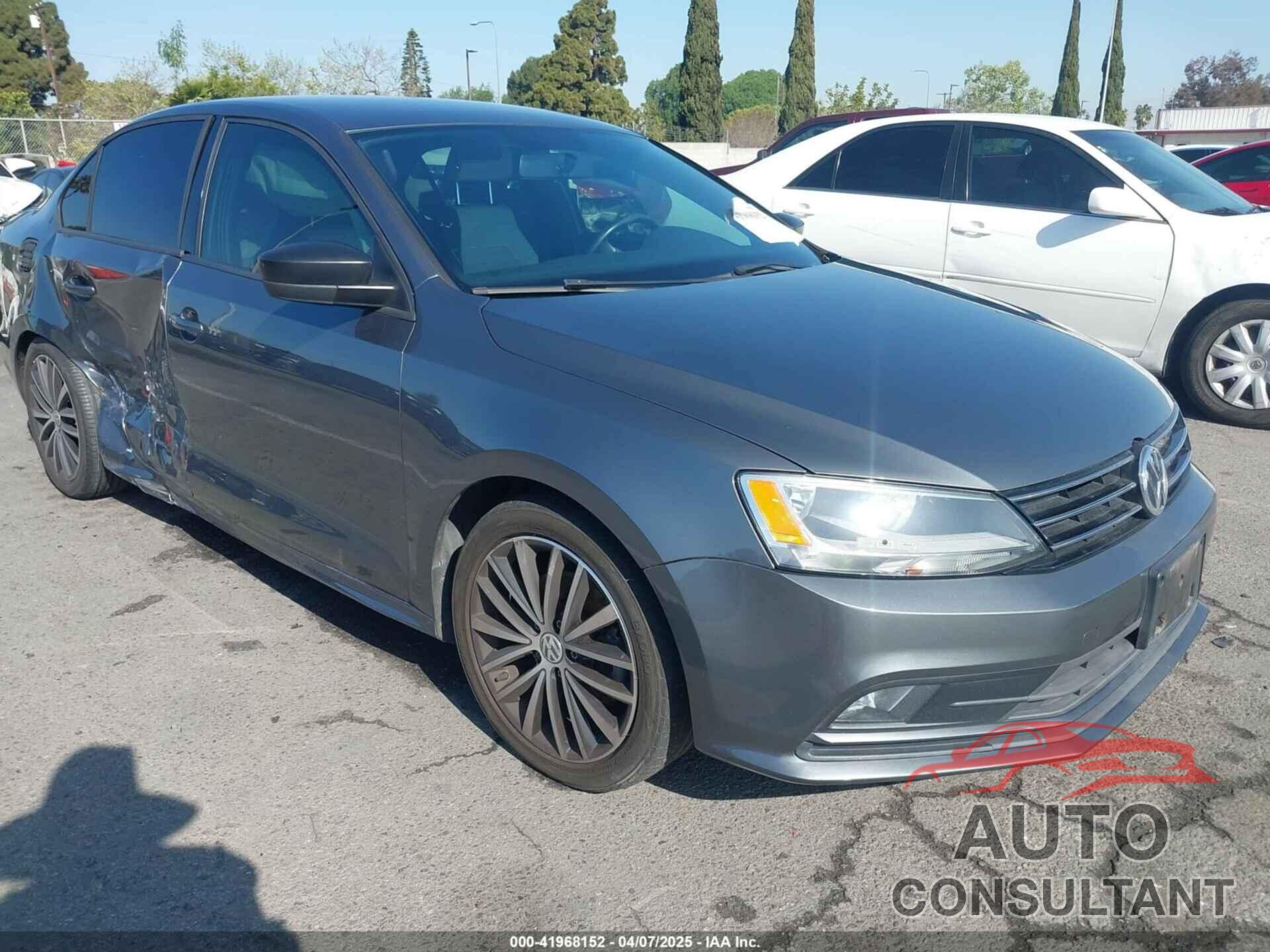 VOLKSWAGEN JETTA 2016 - 3VWD17AJ5GM231530