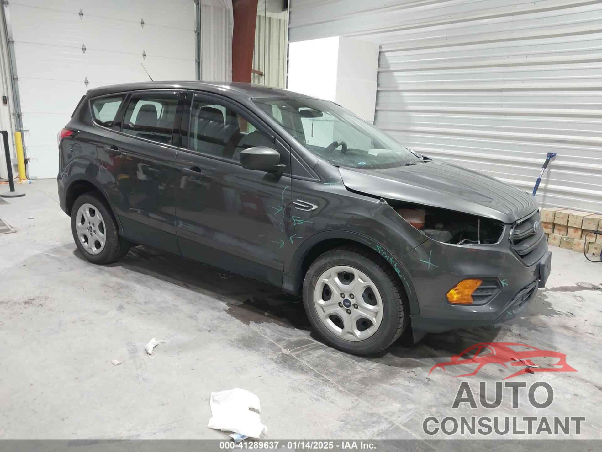FORD ESCAPE 2018 - 1FMCU0F76JUD33444