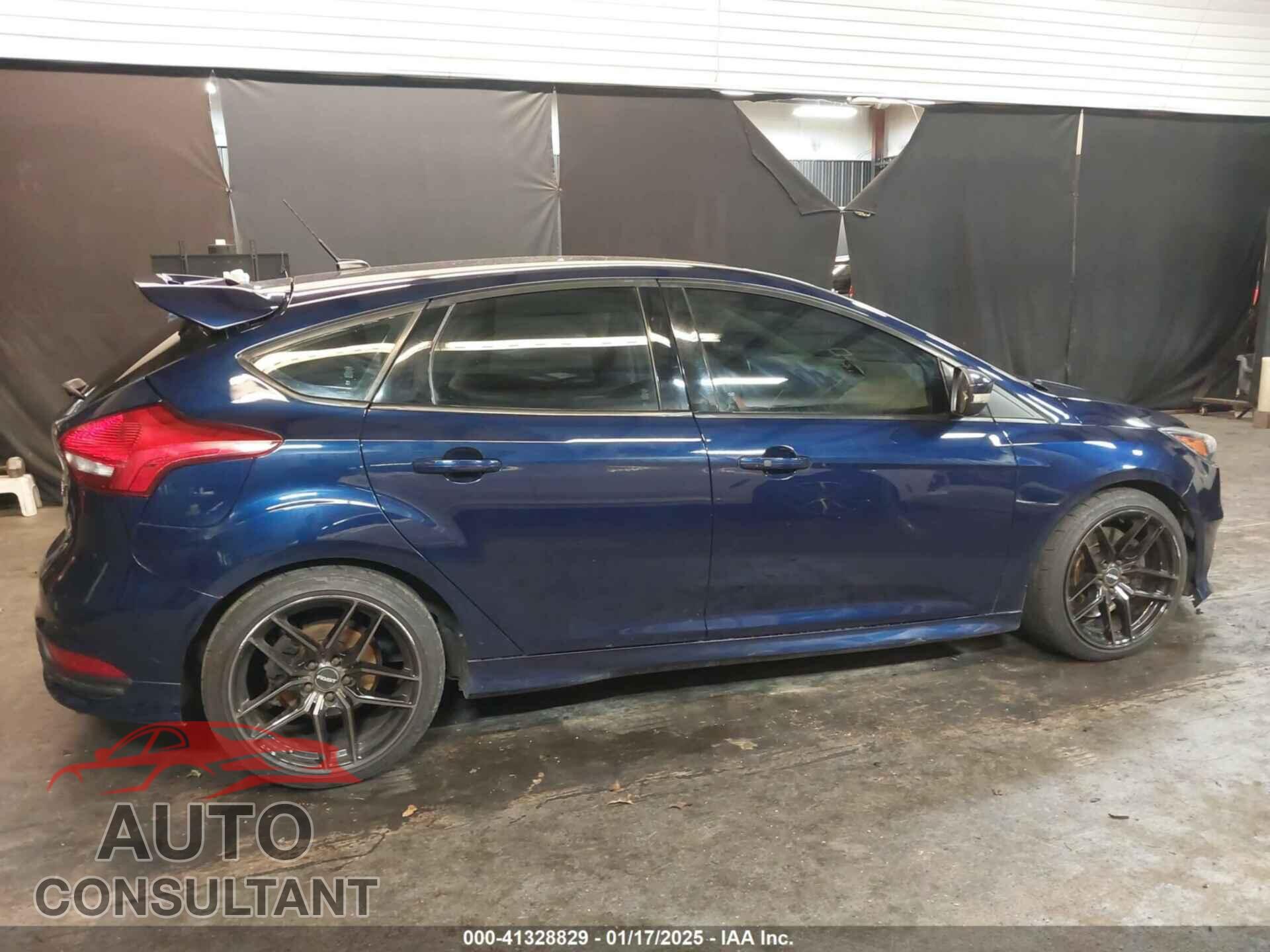 FORD FOCUS ST 2017 - 1FADP3L92HL326097