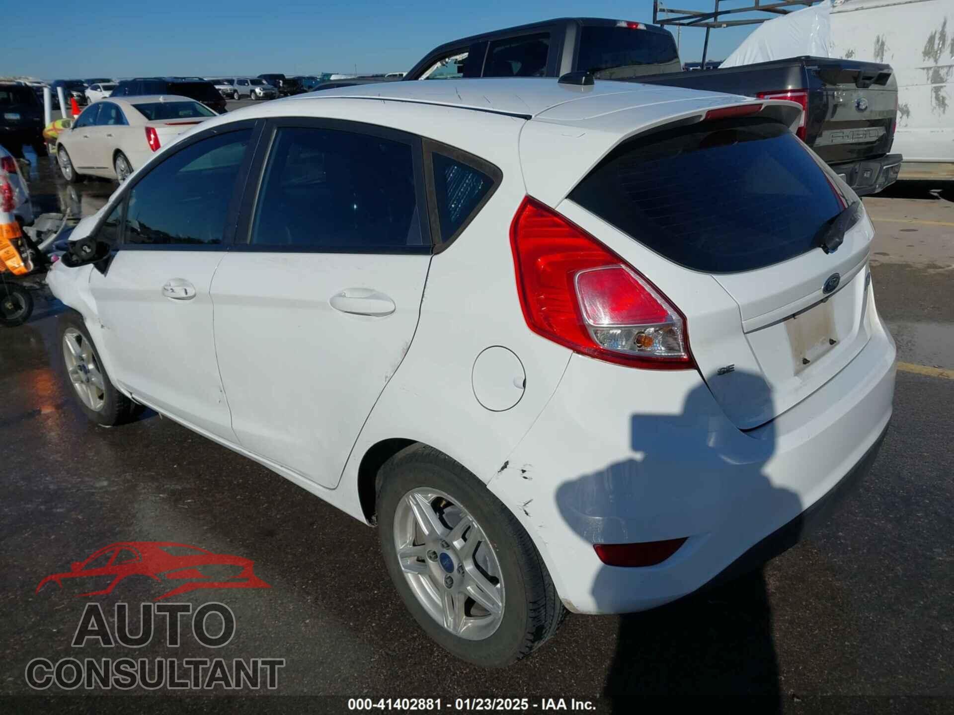 FORD FIESTA 2018 - 3FADP4EJ4JM115713