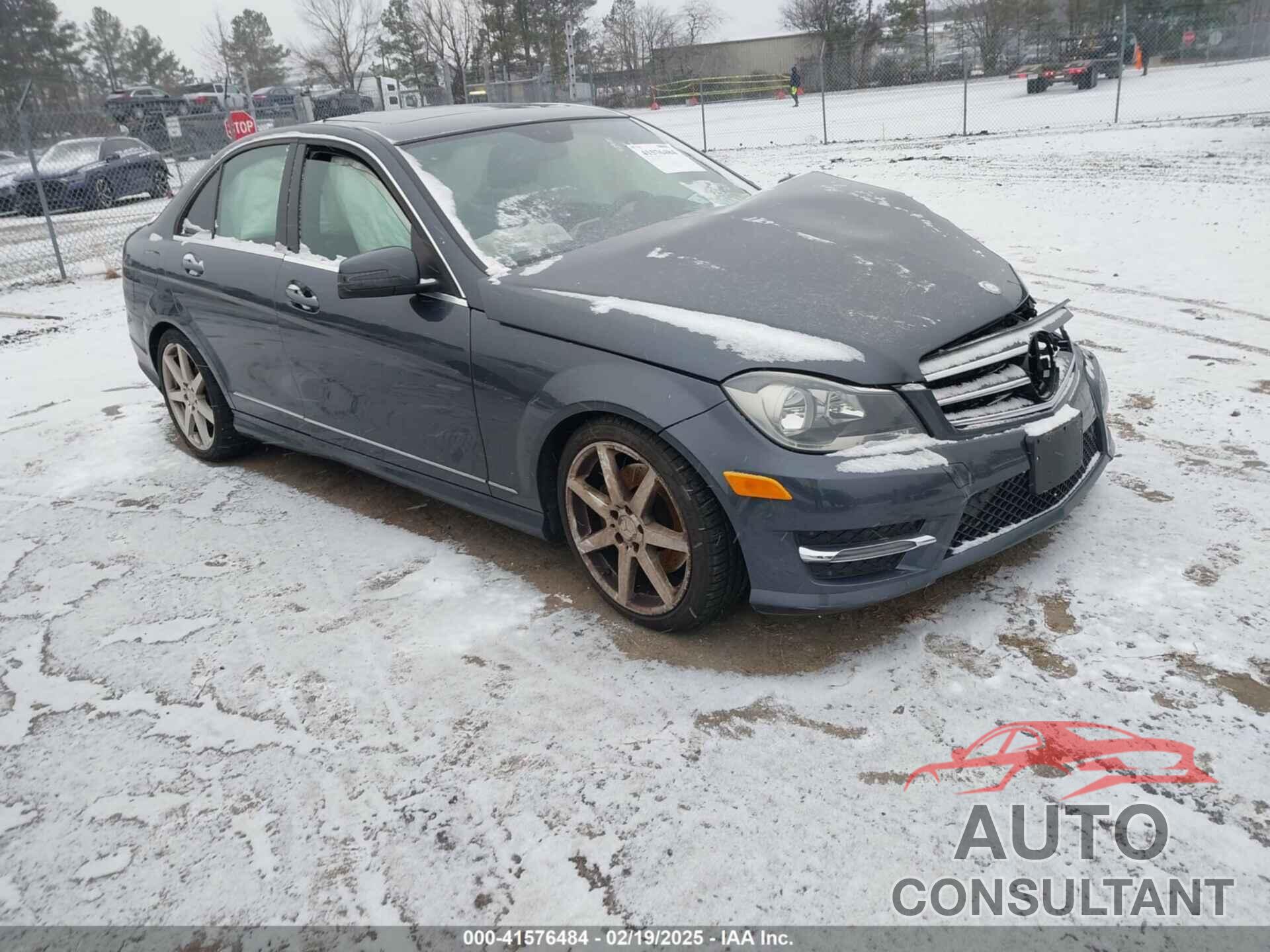 MERCEDES-BENZ C 300 2014 - WDDGF8ABXEA964608