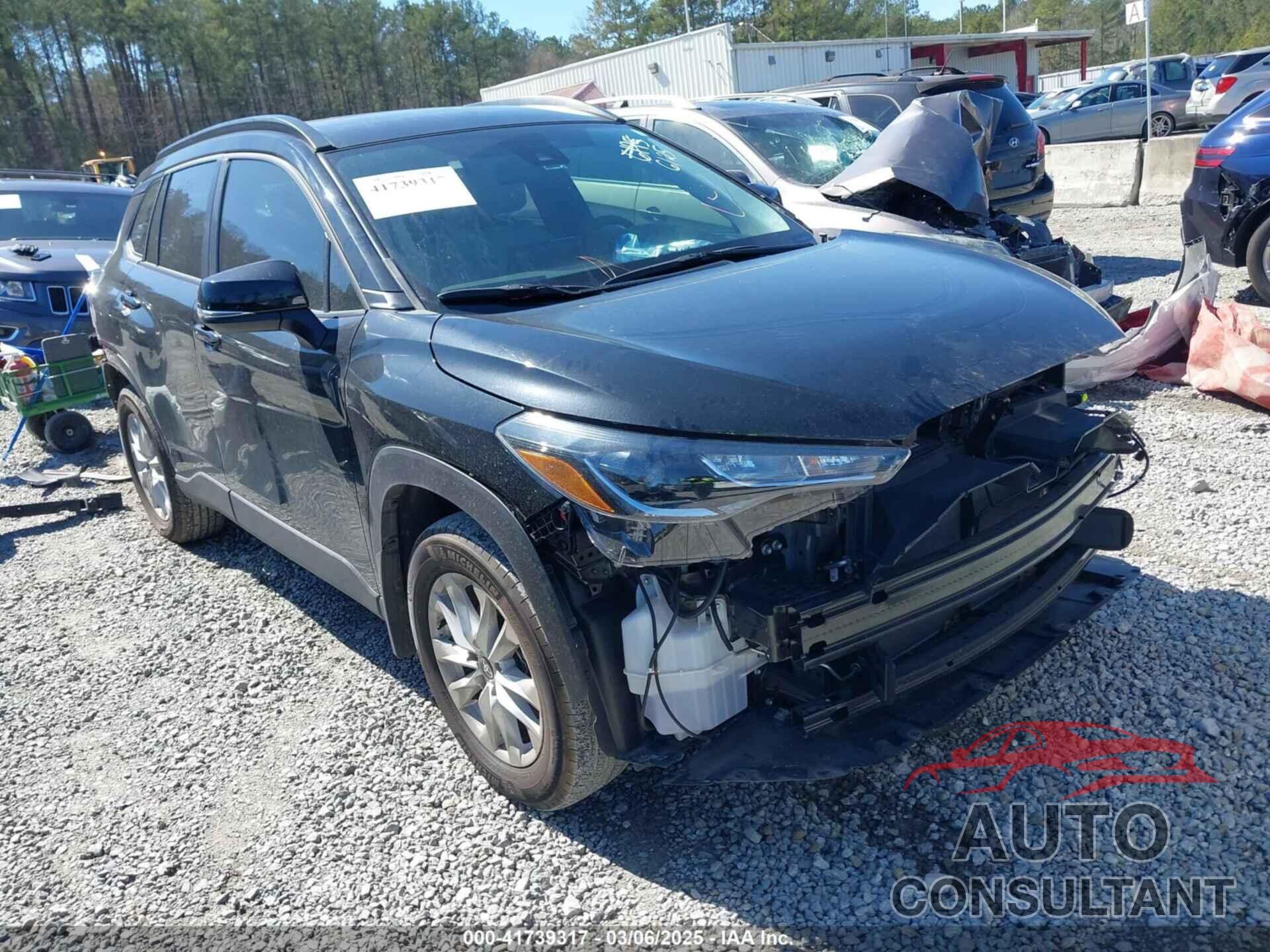 TOYOTA COROLLA CROSS 2022 - 7MUCAAAG8NV026125
