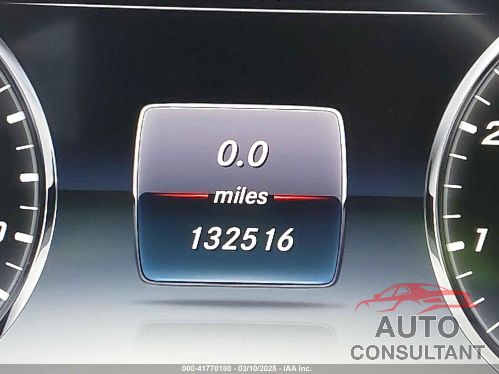 MERCEDES-BENZ S 550 2015 - WDDUG8CBXFA151686