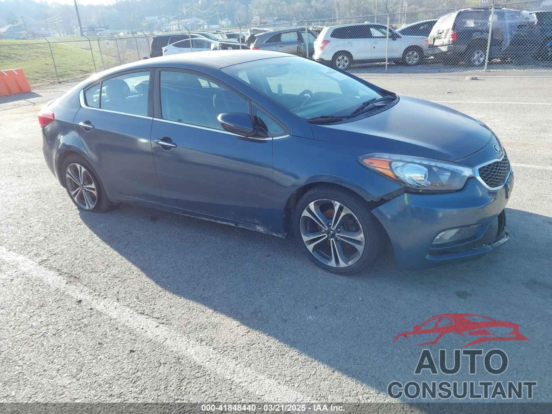 KIA FORTE 2016 - KNAFZ4A84G5489699