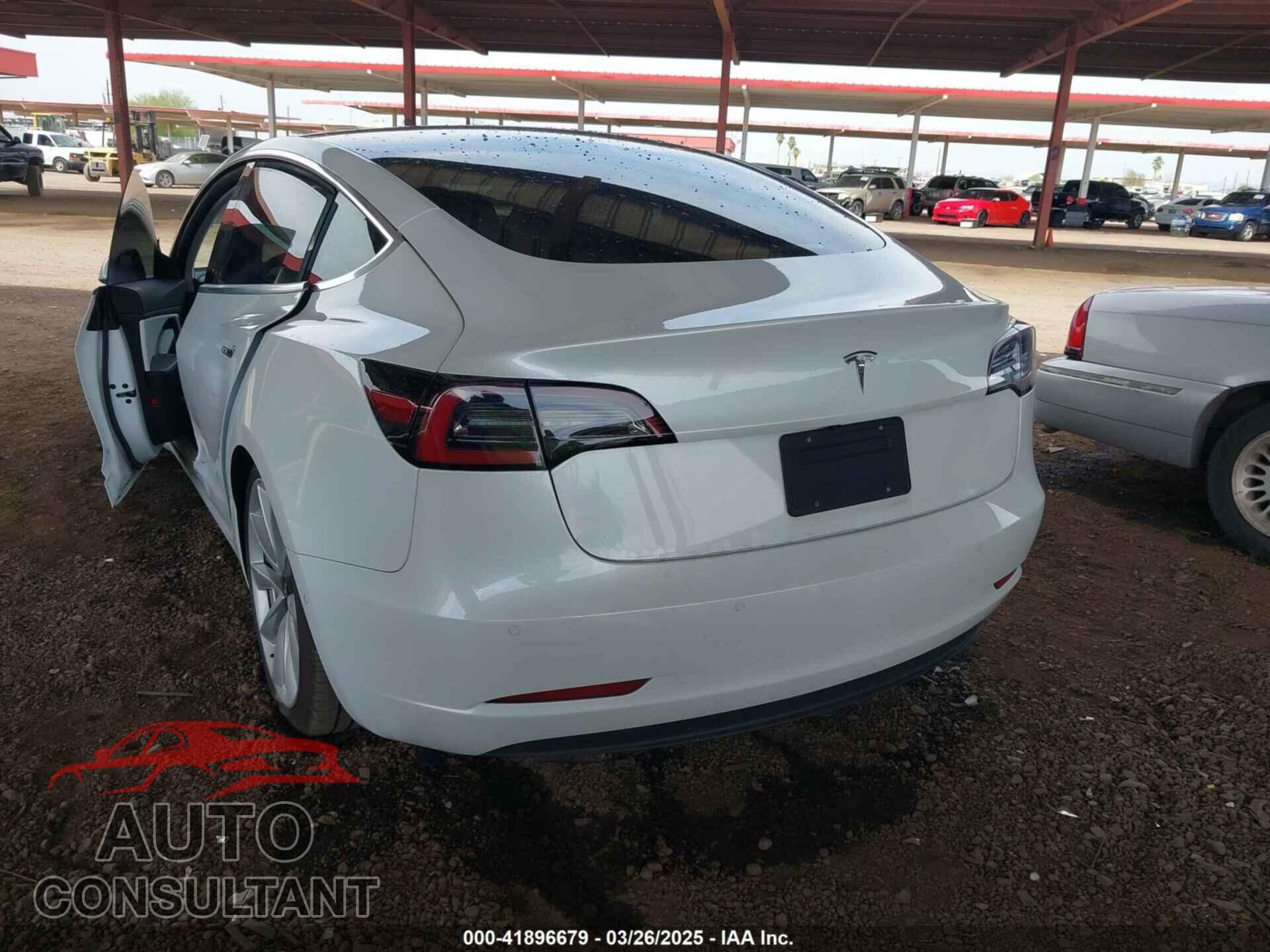 TESLA MODEL 3 2019 - 5YJ3E1EA3KF332864