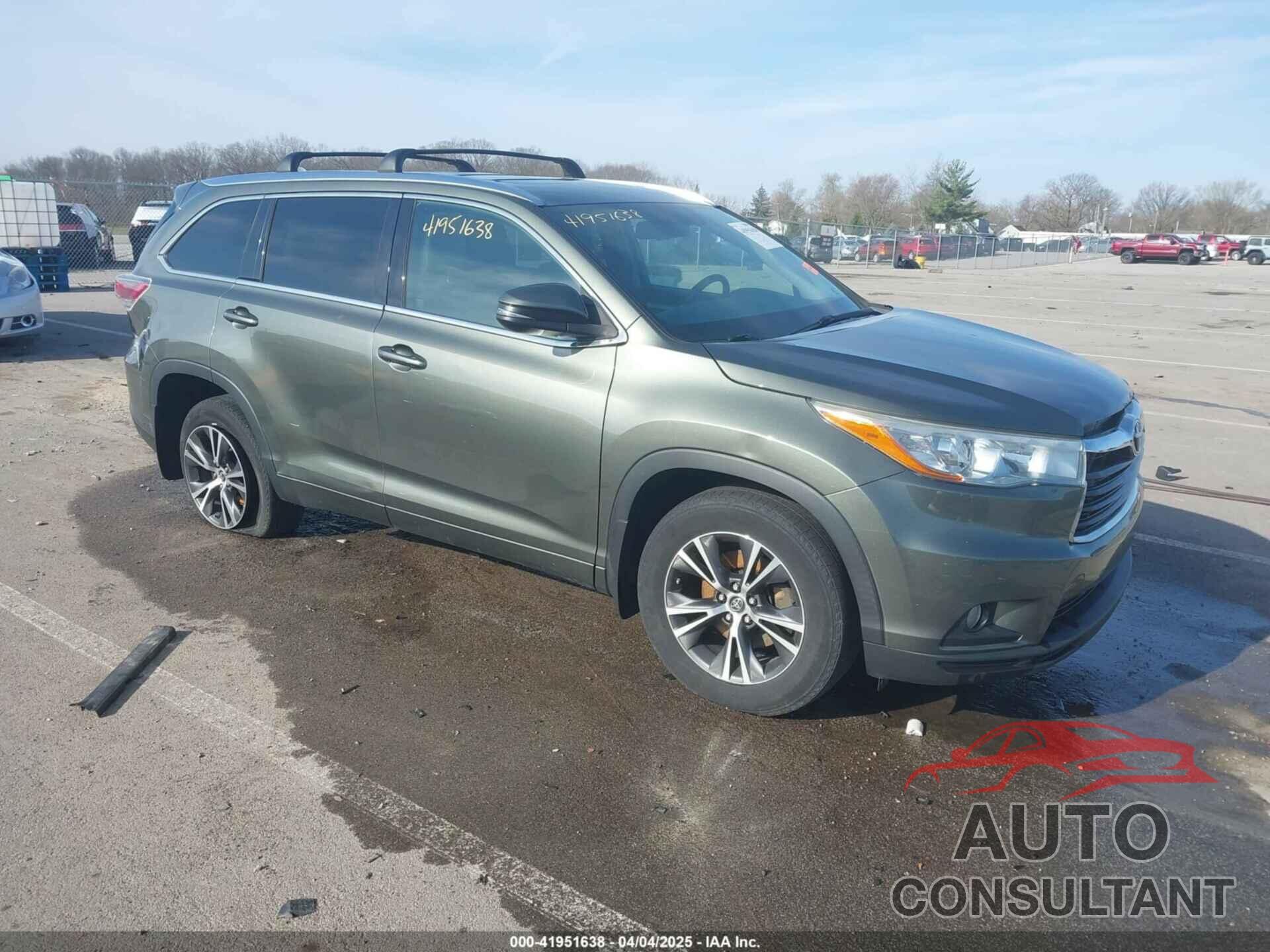 TOYOTA HIGHLANDER 2016 - 5TDJKRFH7GS338888