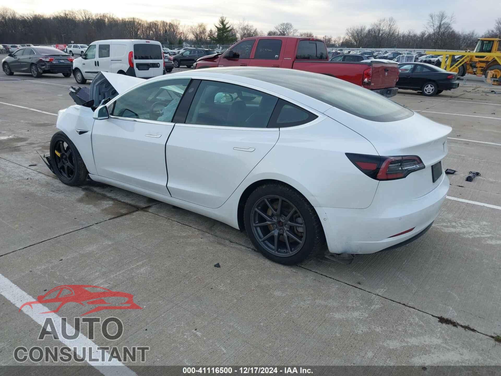 TESLA MODEL 3 2019 - 5YJ3E1EB8KF510471