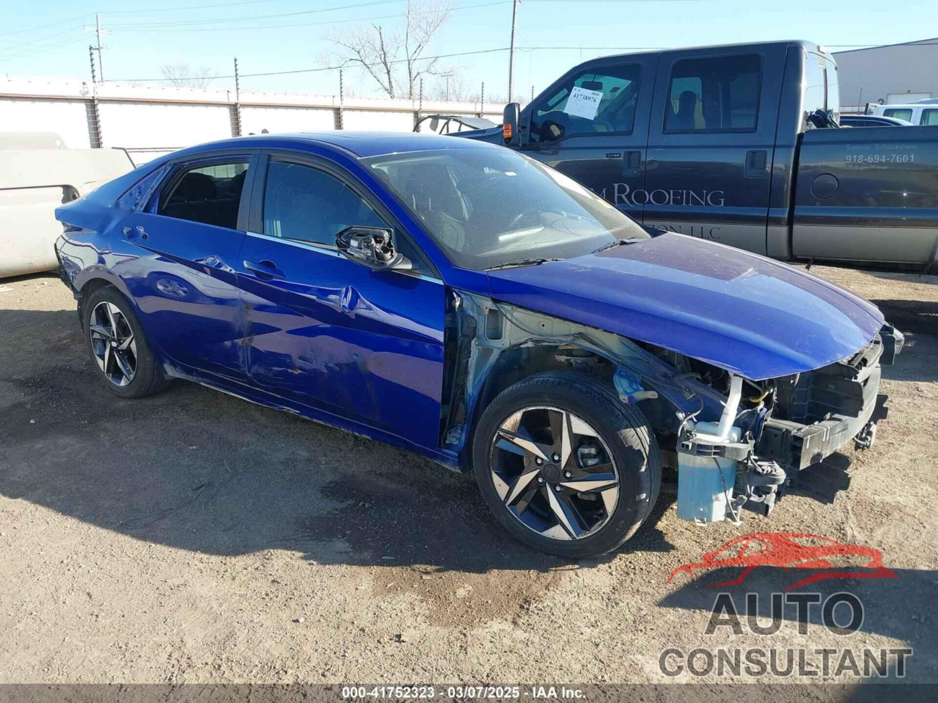 HYUNDAI ELANTRA 2023 - KMHLP4AG1PU372487