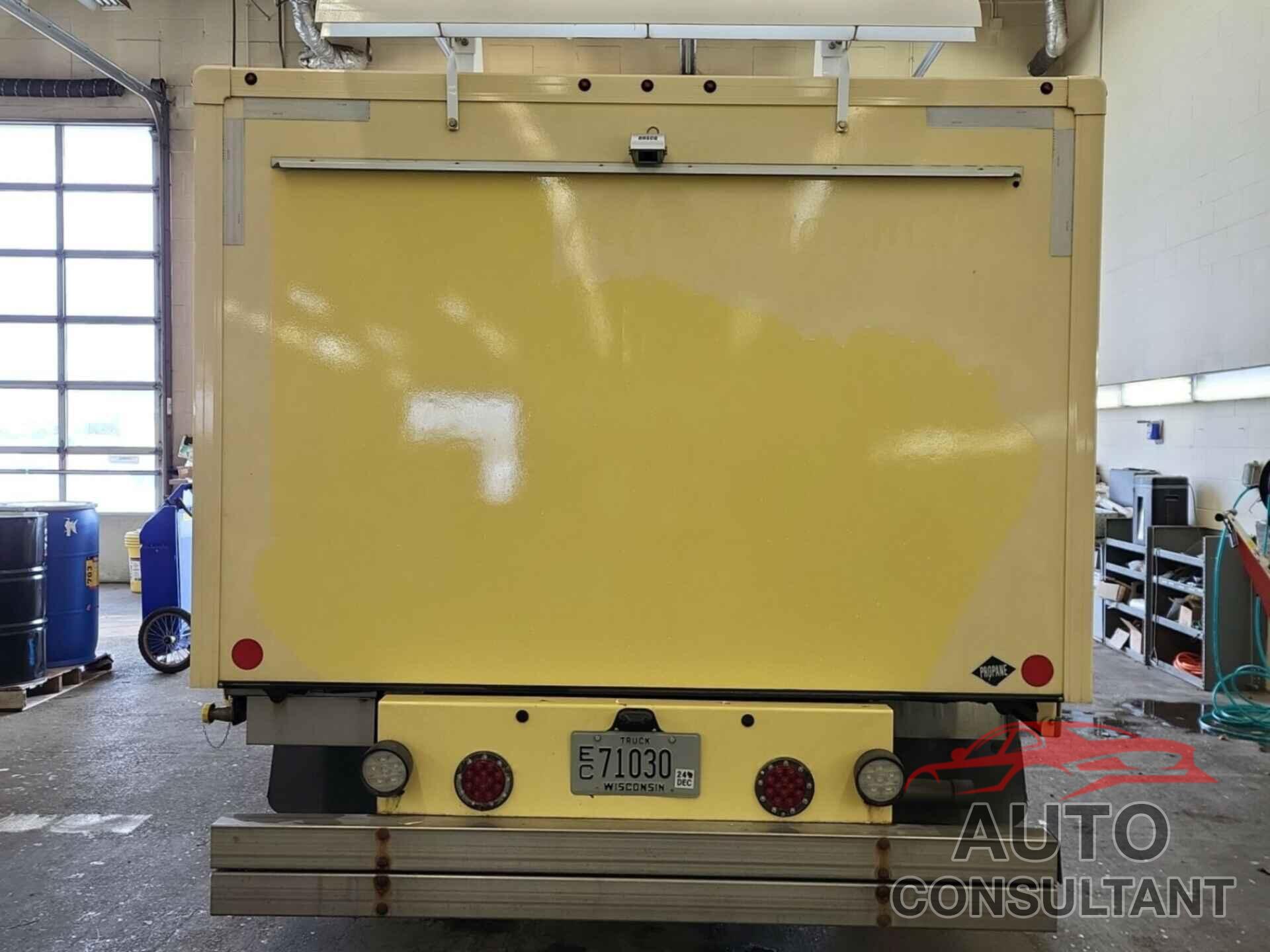 FORD ECONOLINE 2021 - 1FDXE4FN0MDC34403