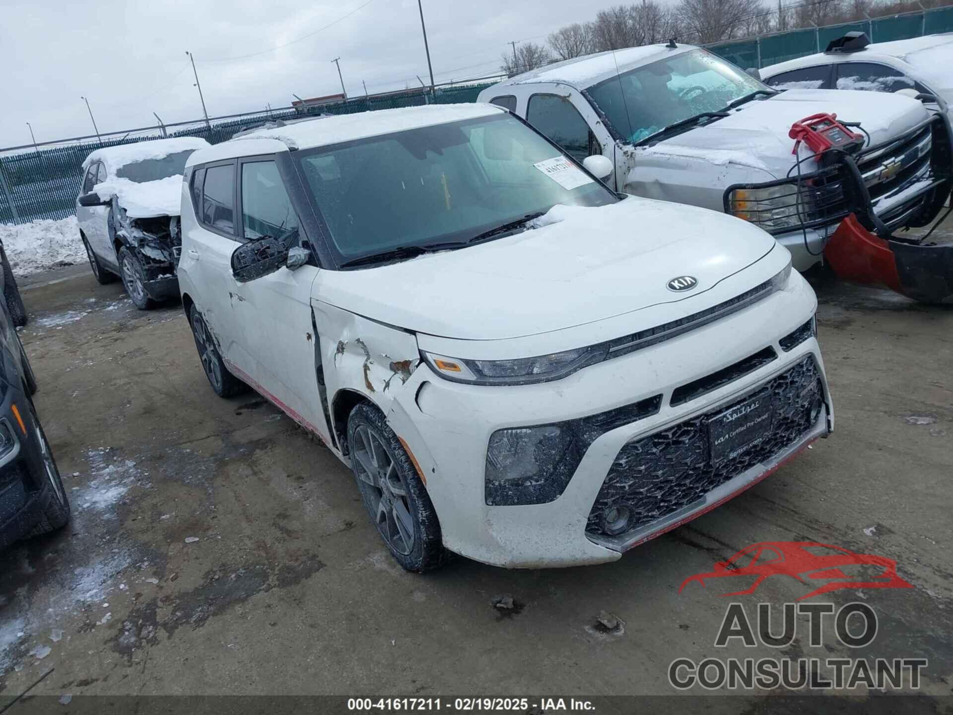 KIA SOUL 2020 - KNDJ63AUXL7008687