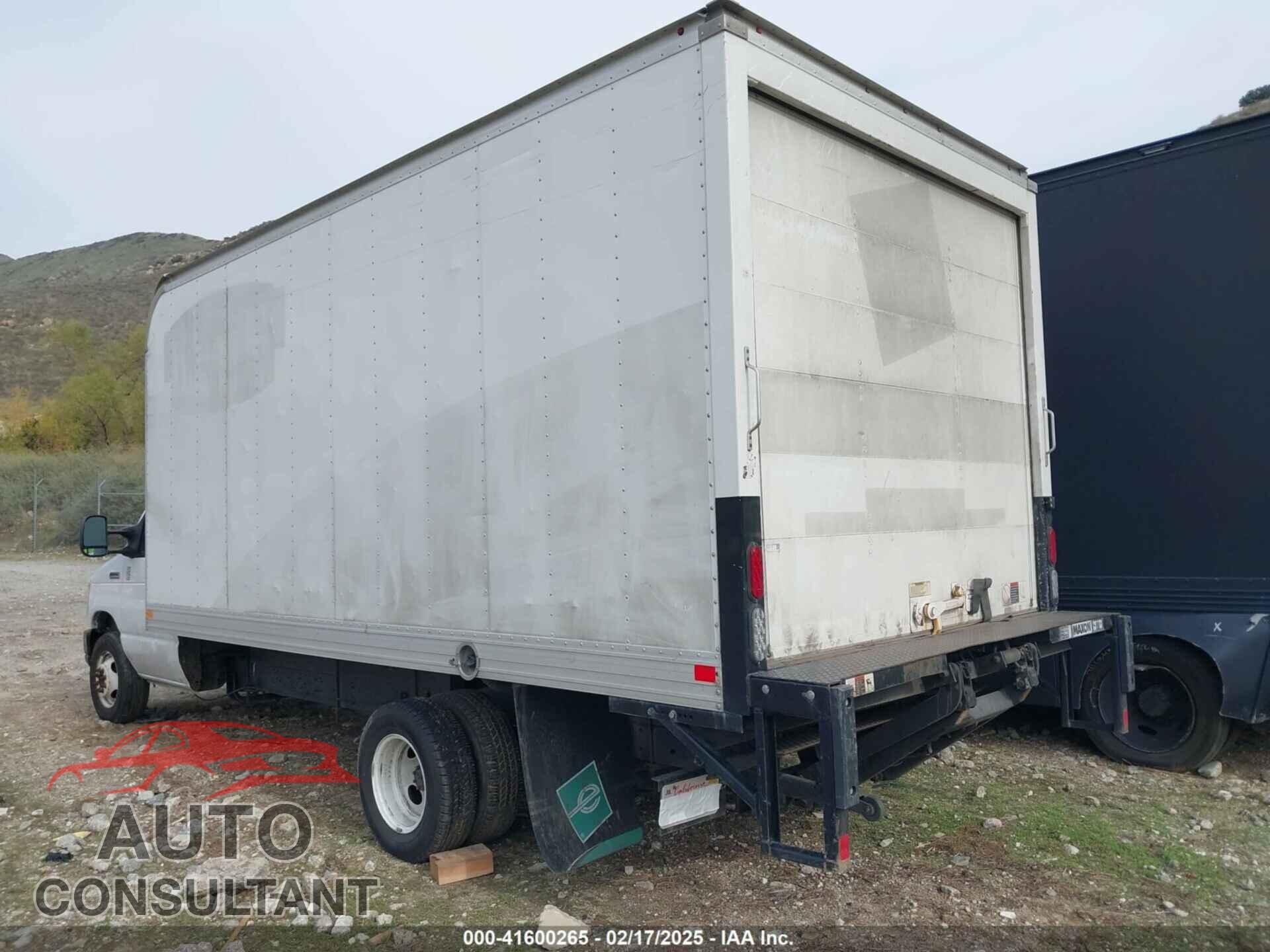 FORD E-350 CUTAWAY 2019 - 1FDWE3FS7KDC42457
