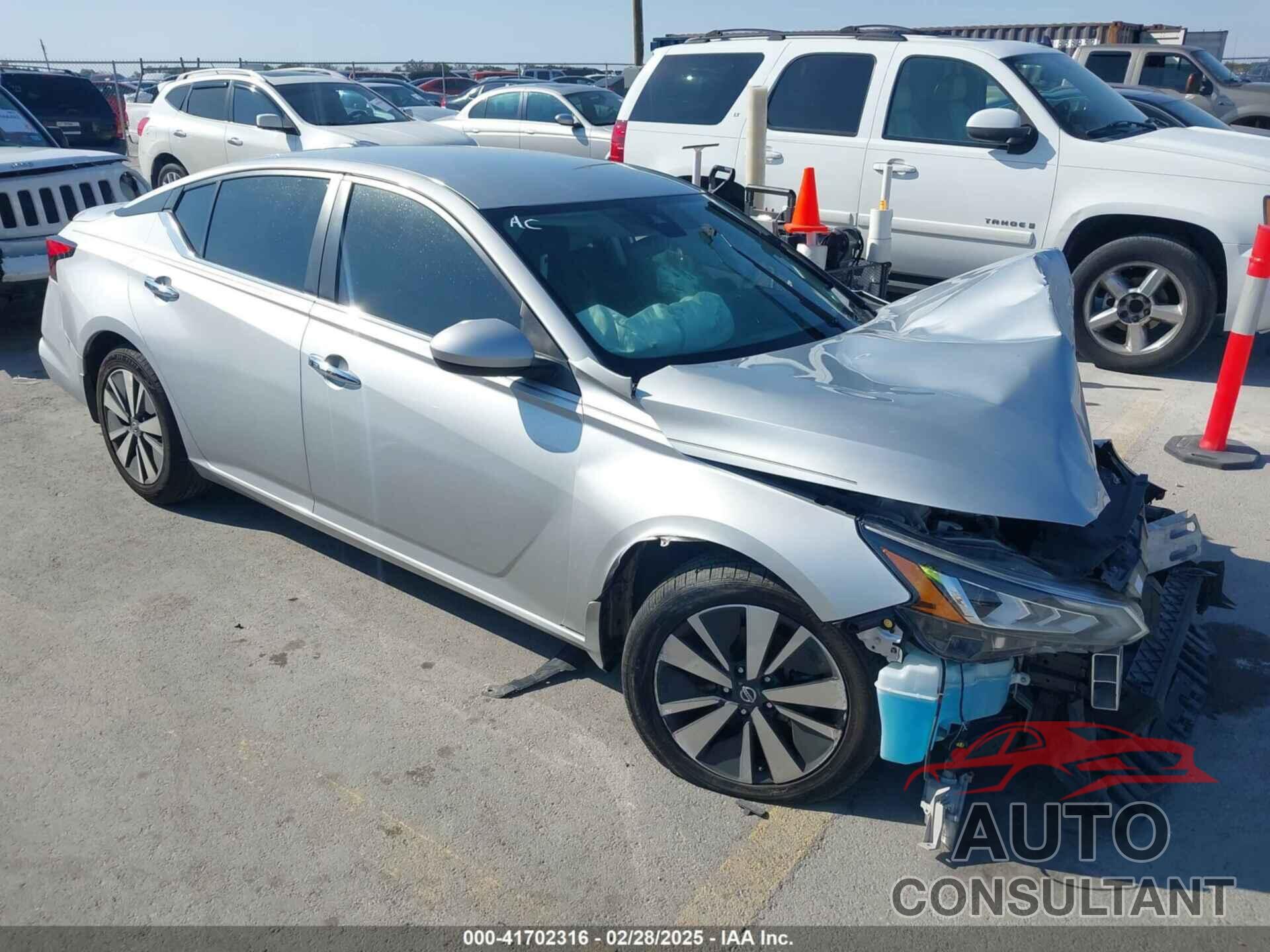 NISSAN ALTIMA 2022 - 1N4BL4DVXNN377707