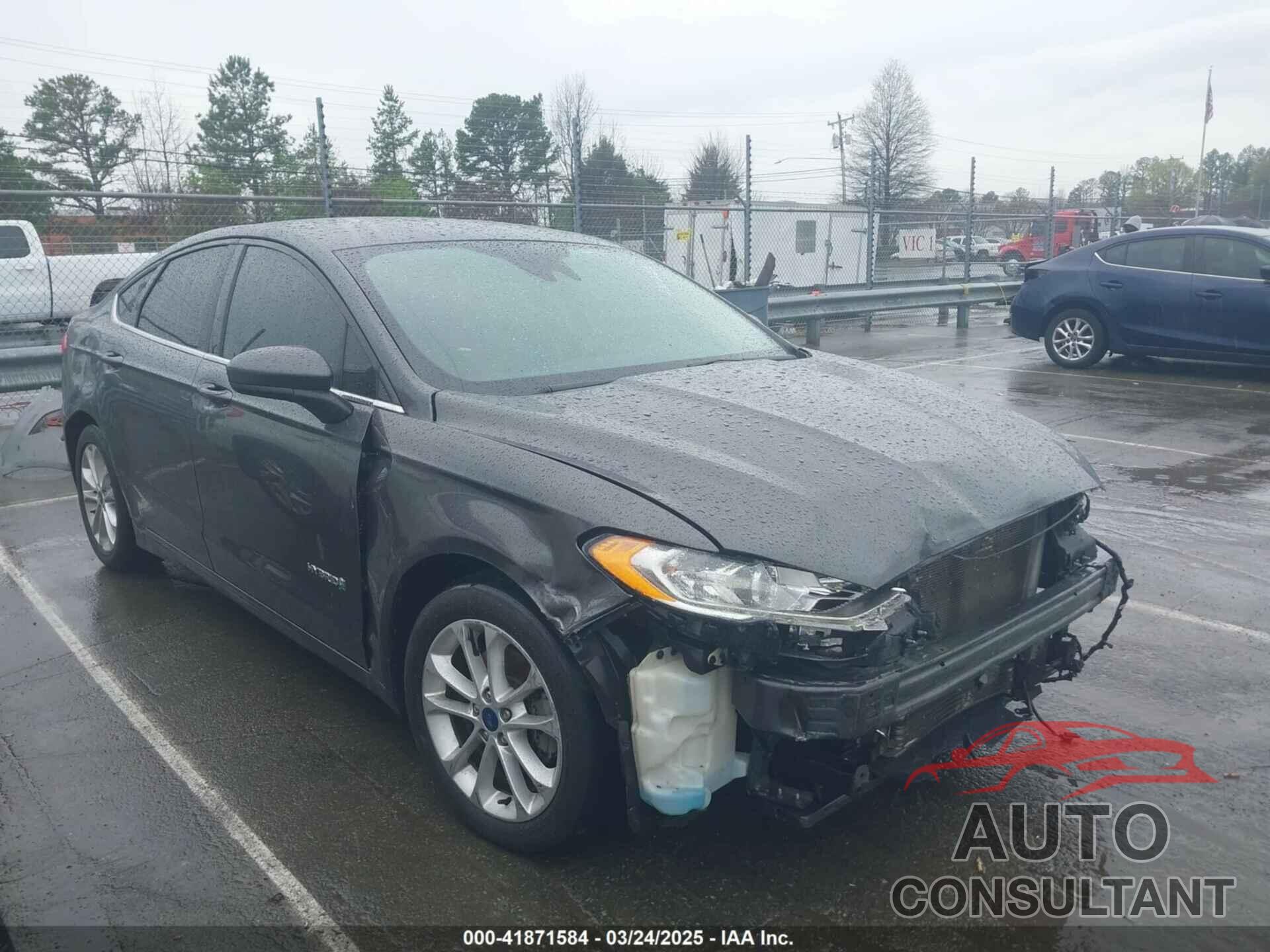FORD FUSION HYBRID 2019 - 3FA6P0LU2KR200262