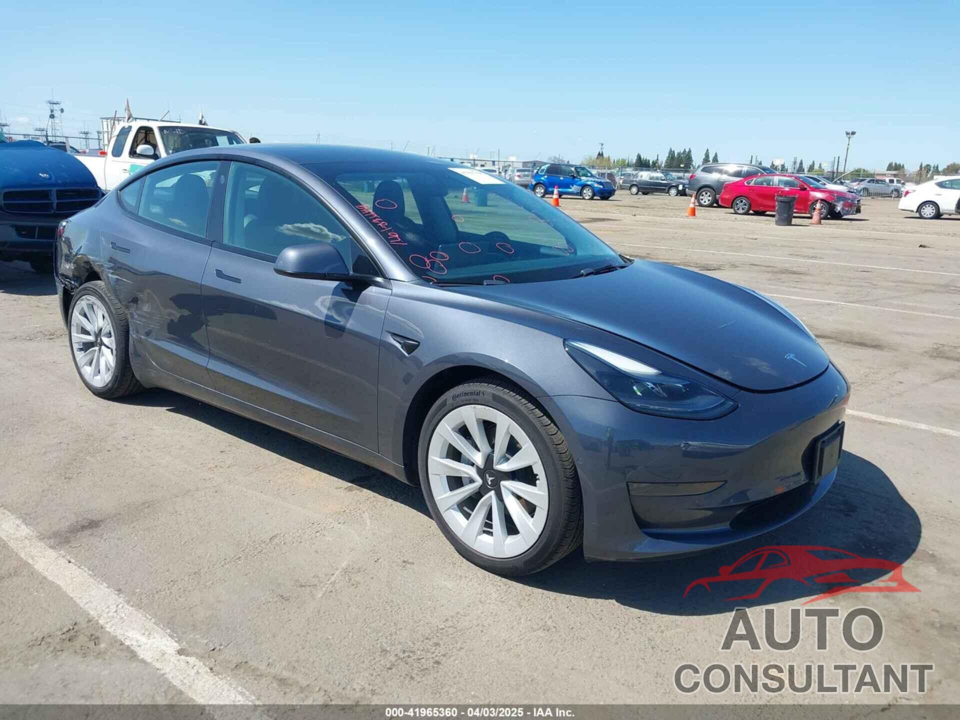 TESLA MODEL 3 2022 - 5YJ3E1EA6NF144098